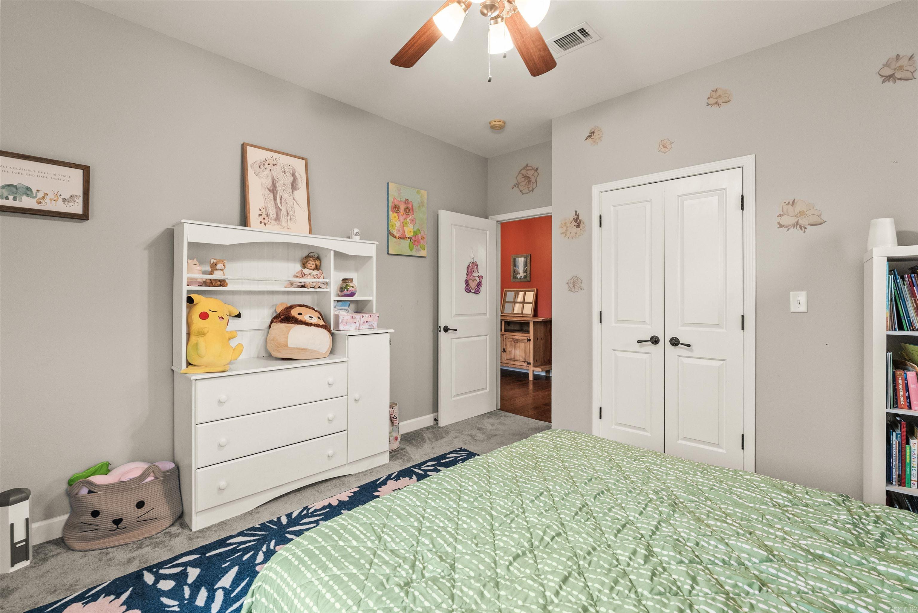 VALLEY MEADOWS - Residential