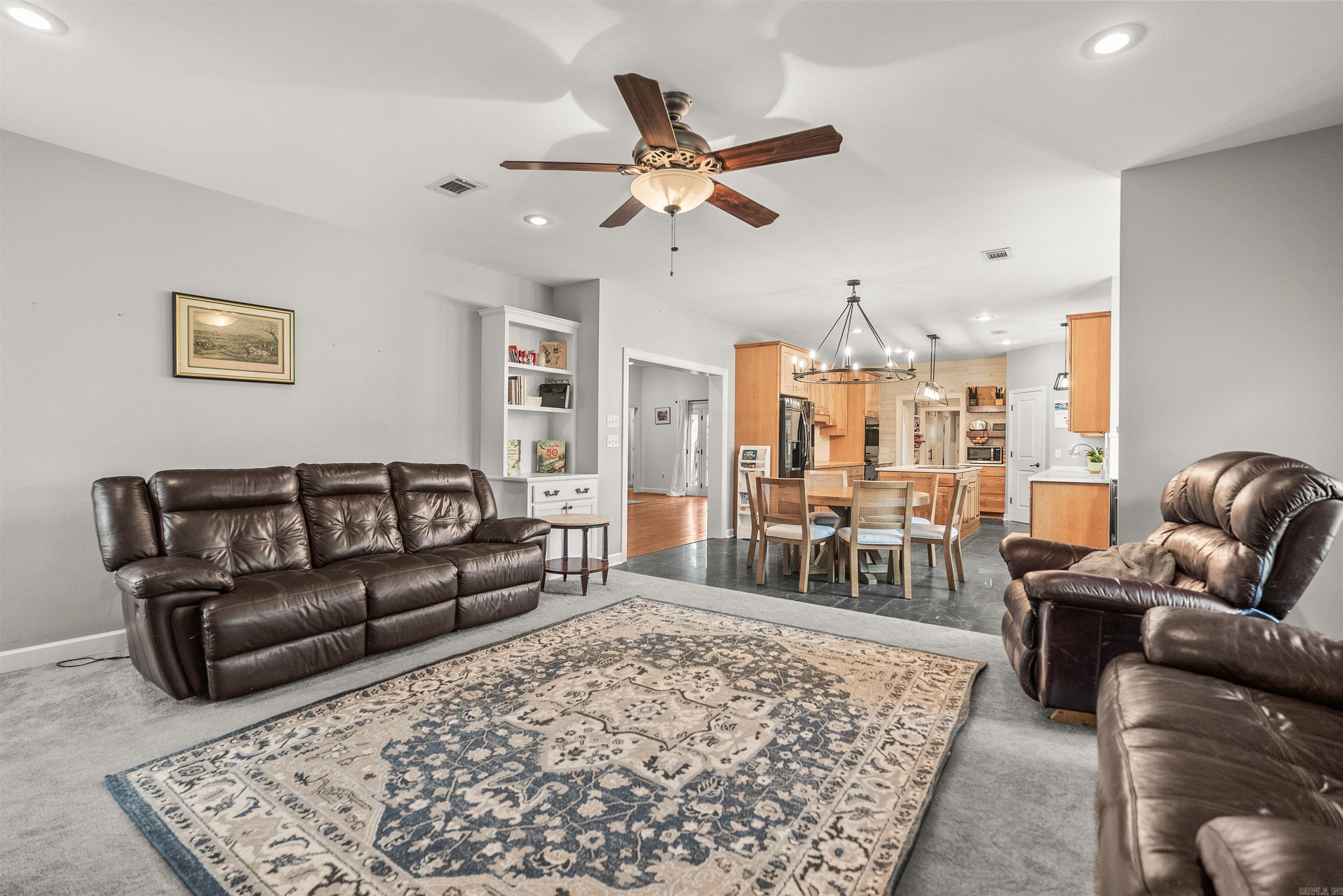 VALLEY MEADOWS - Residential