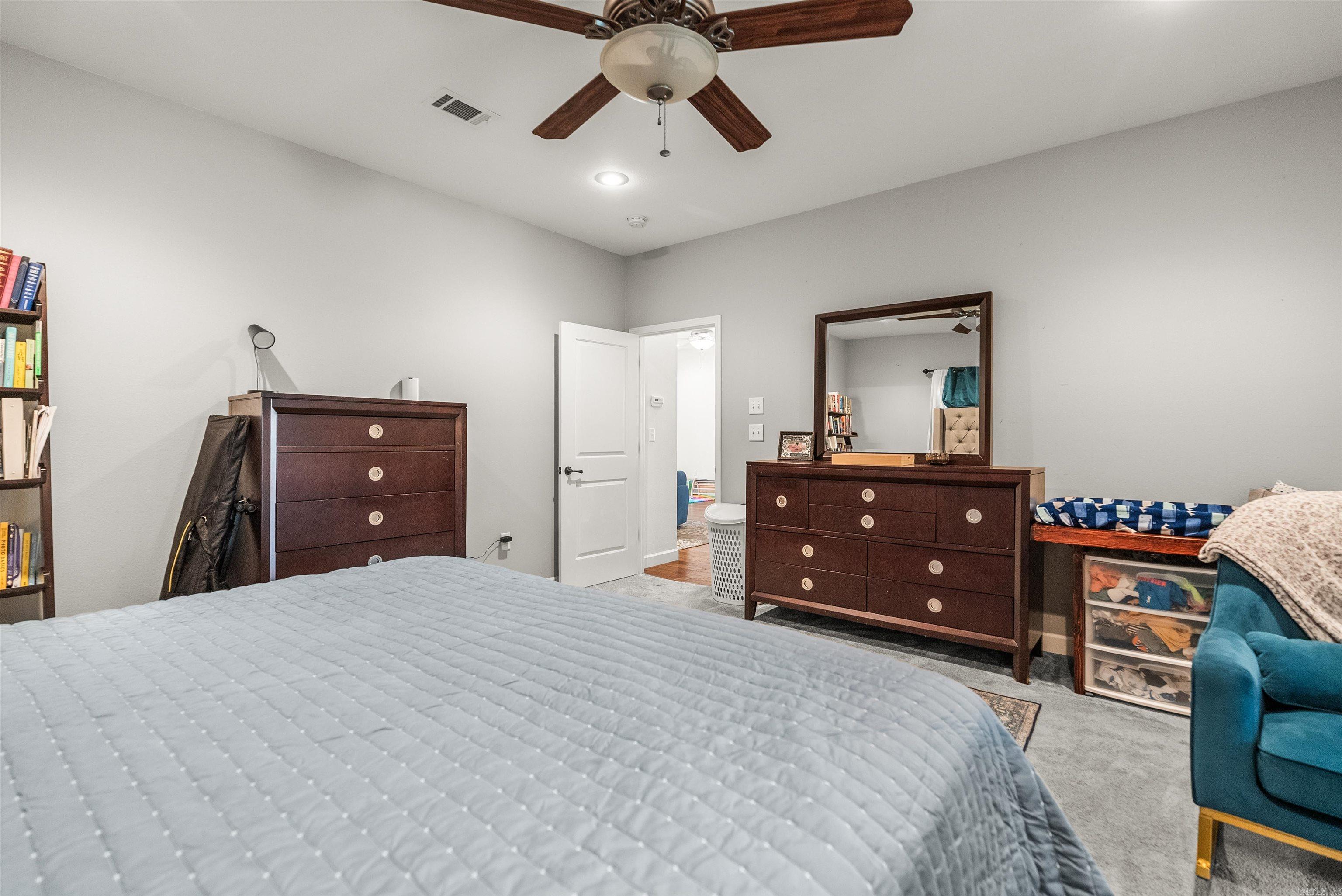 VALLEY MEADOWS - Residential