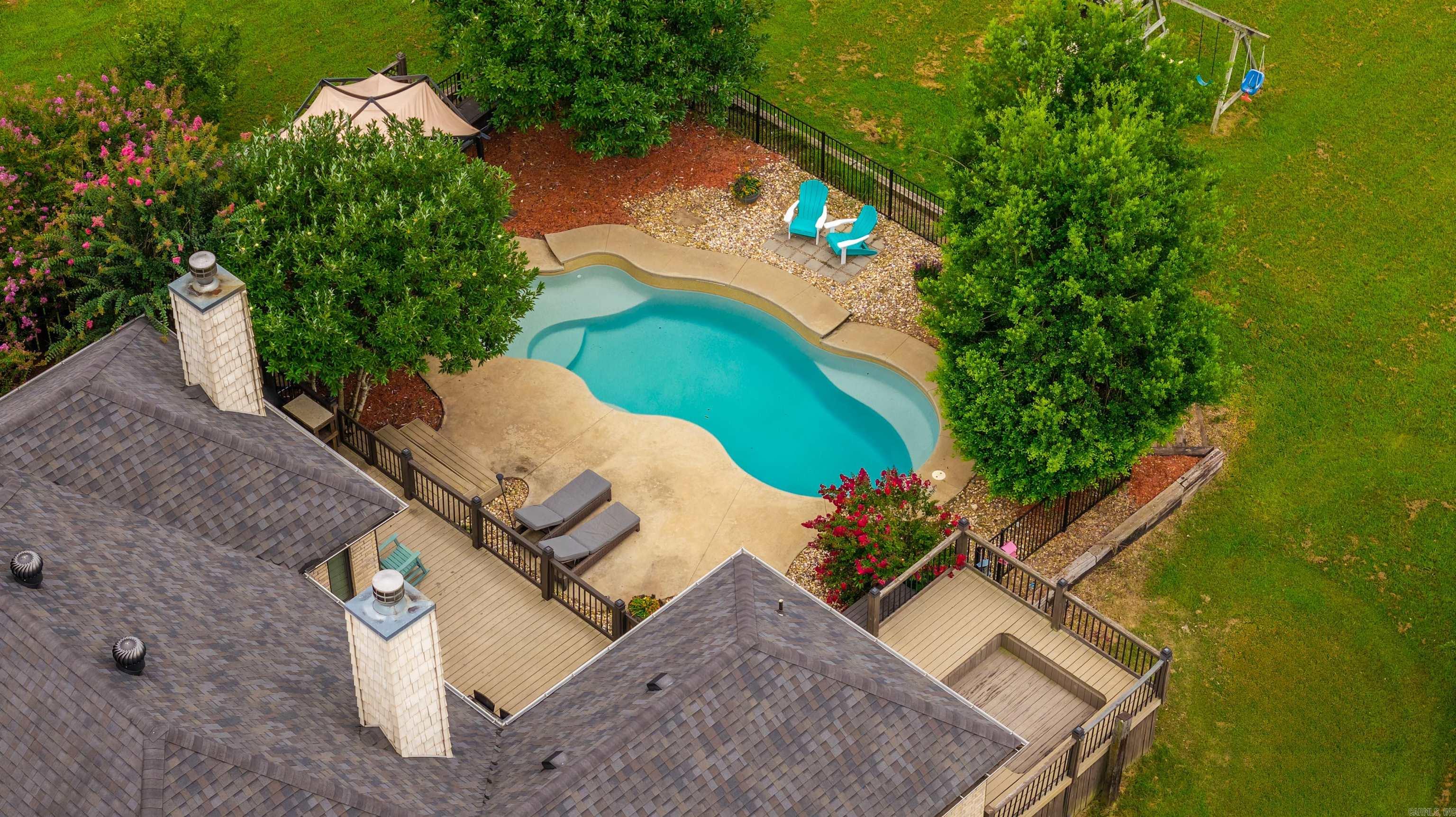 VALLEY MEADOWS - Residential