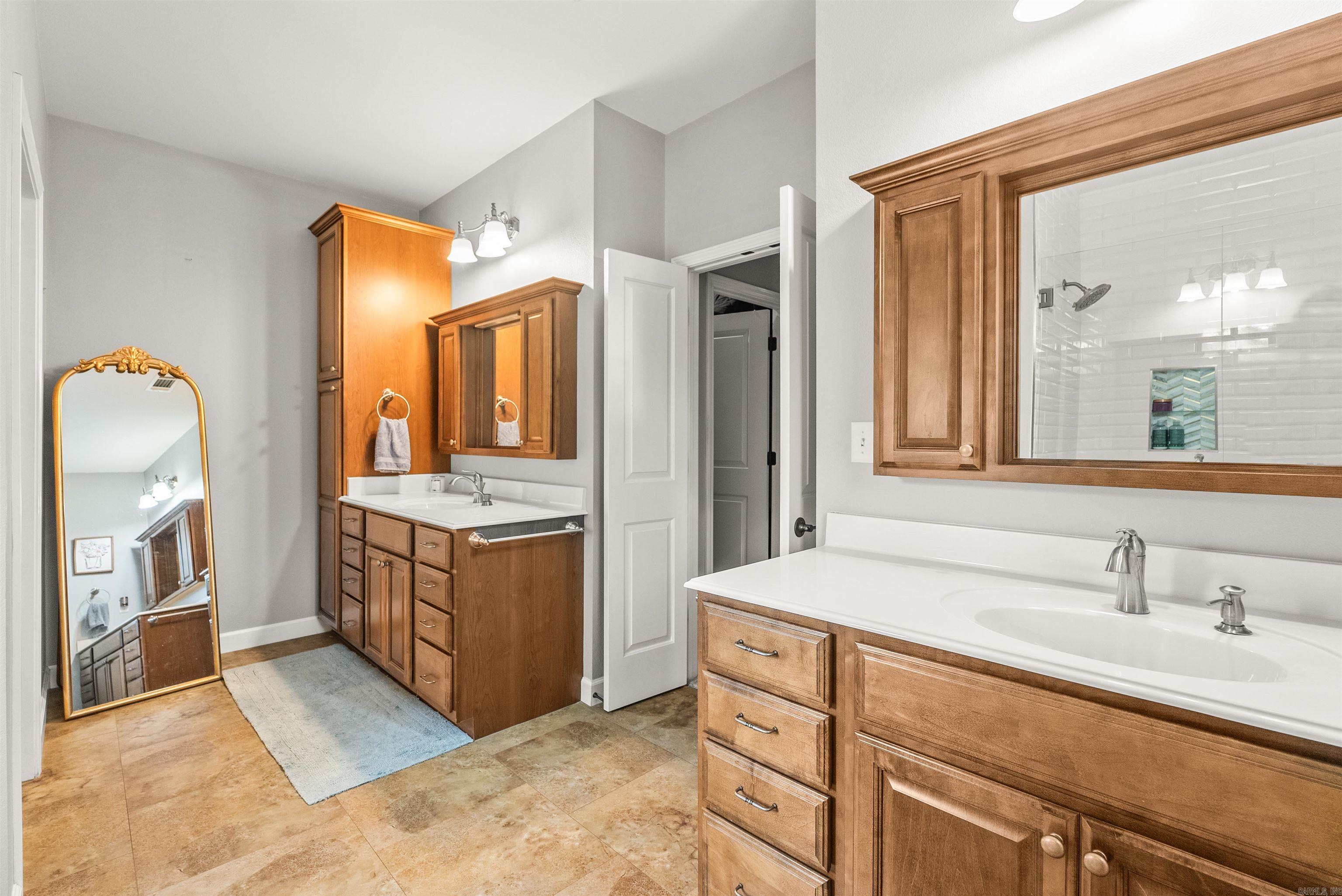 VALLEY MEADOWS - Residential