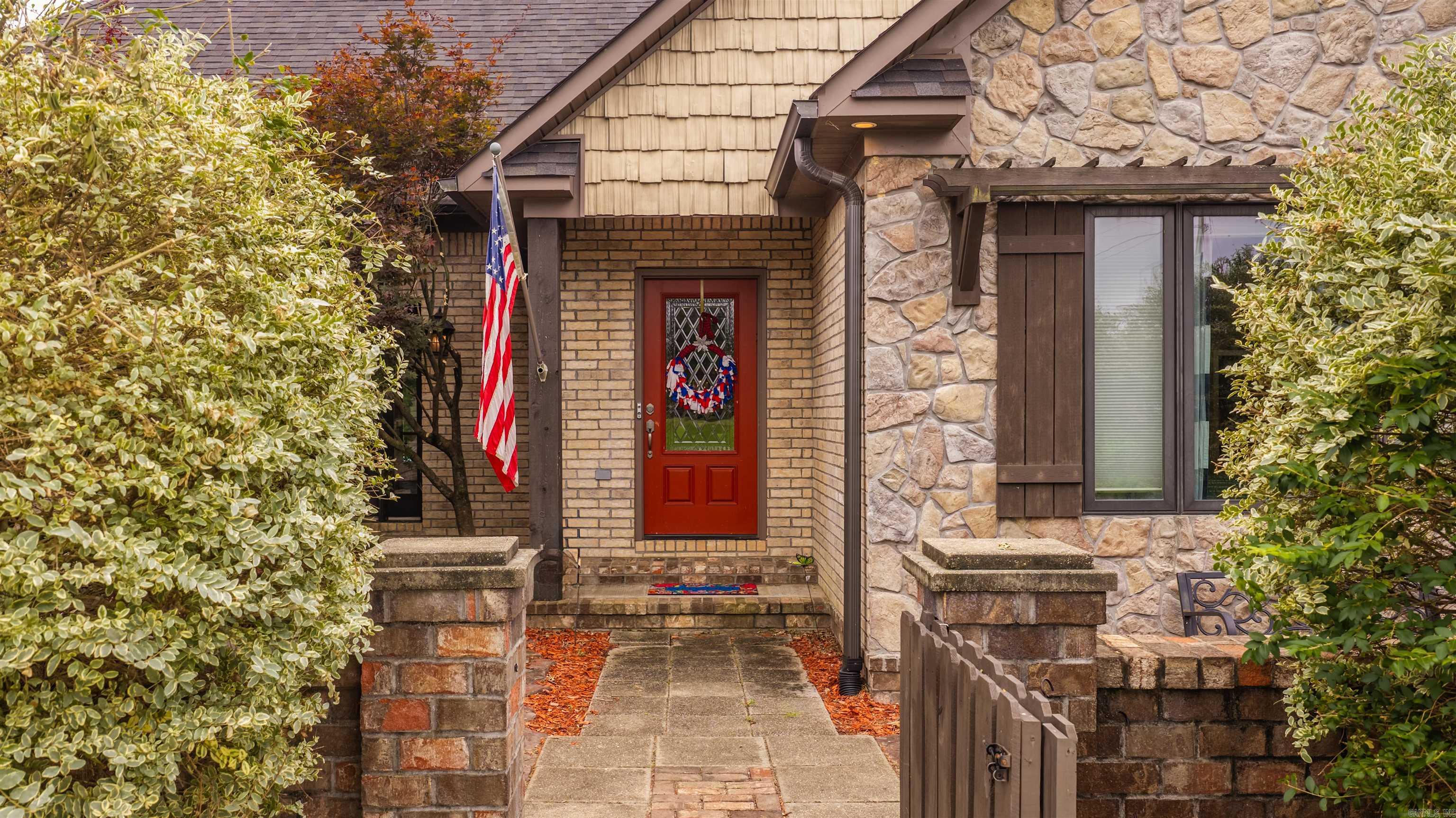 VALLEY MEADOWS - Residential