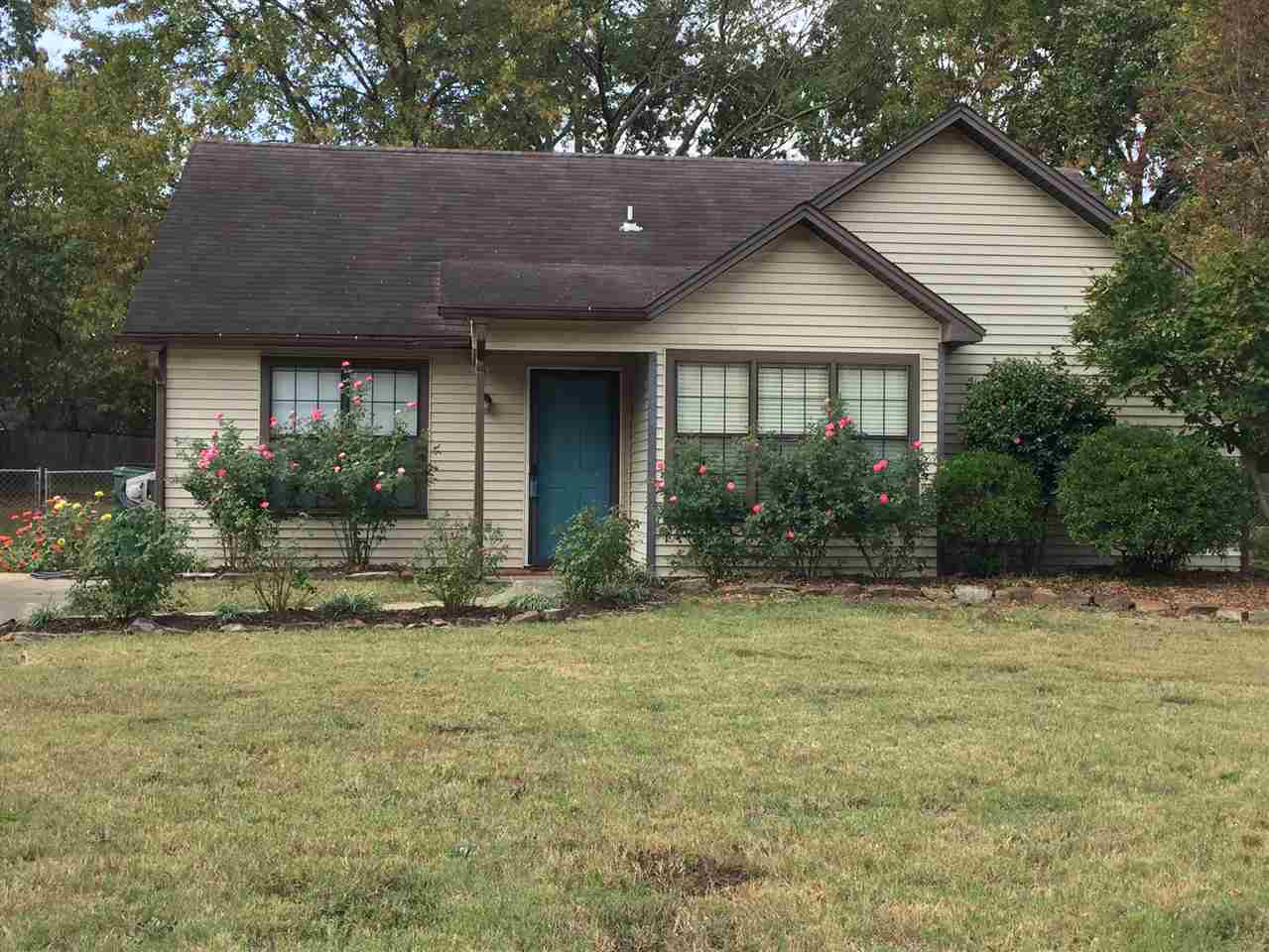 First time home buyers or Investors will be the envy of the town when they buy this super cute 2 bedroom, 1 1/2 bath home with large living room which has a cathedral ceiling and is open to the kitchen which comes with a breakfast bar, breakfast area, appliances including refrigerator. The yard is completely fenced, storage building and the neighborhood is close to UCA and all the schools.