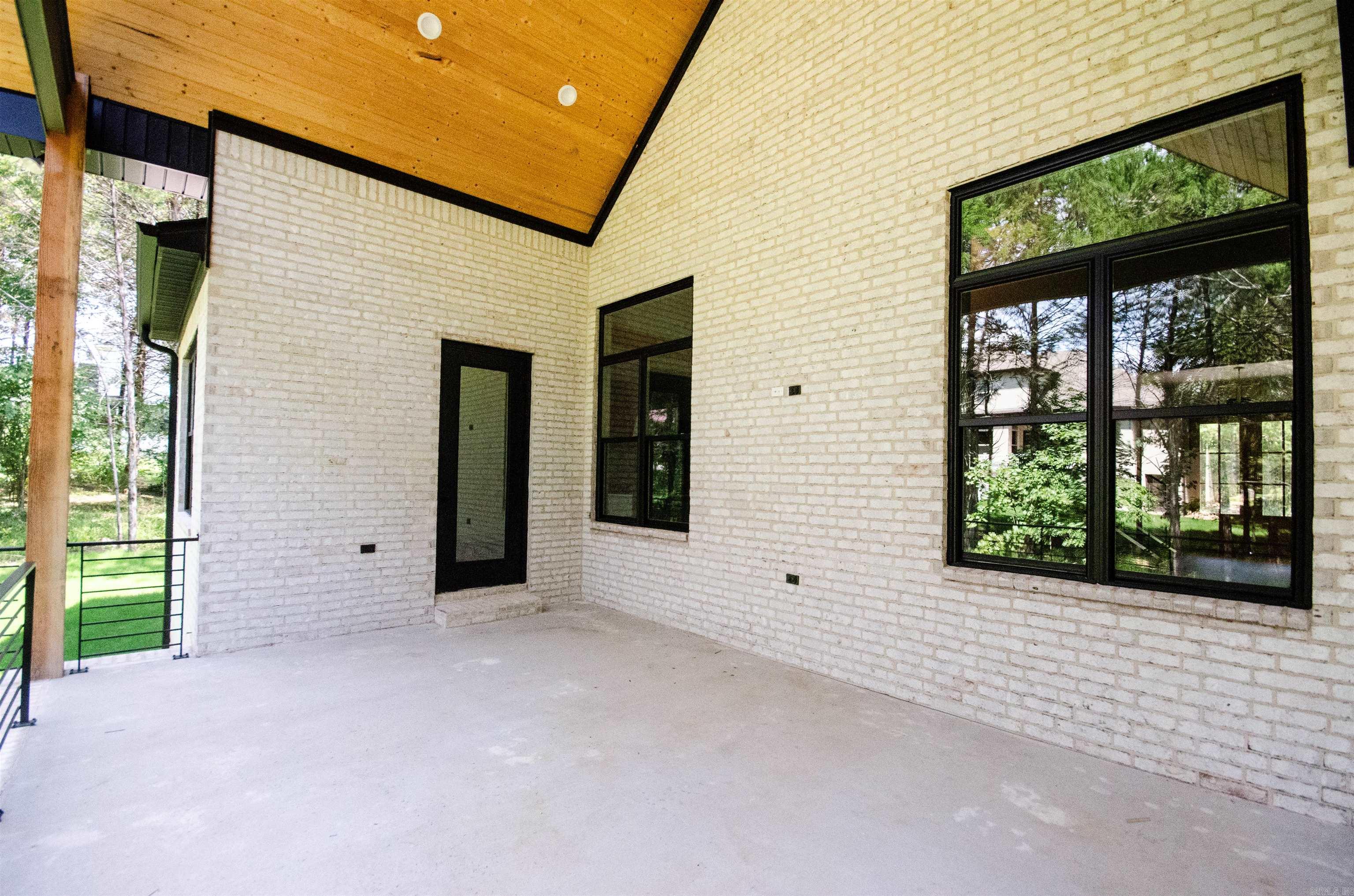 Spencer Mountain at the Lake - Residential