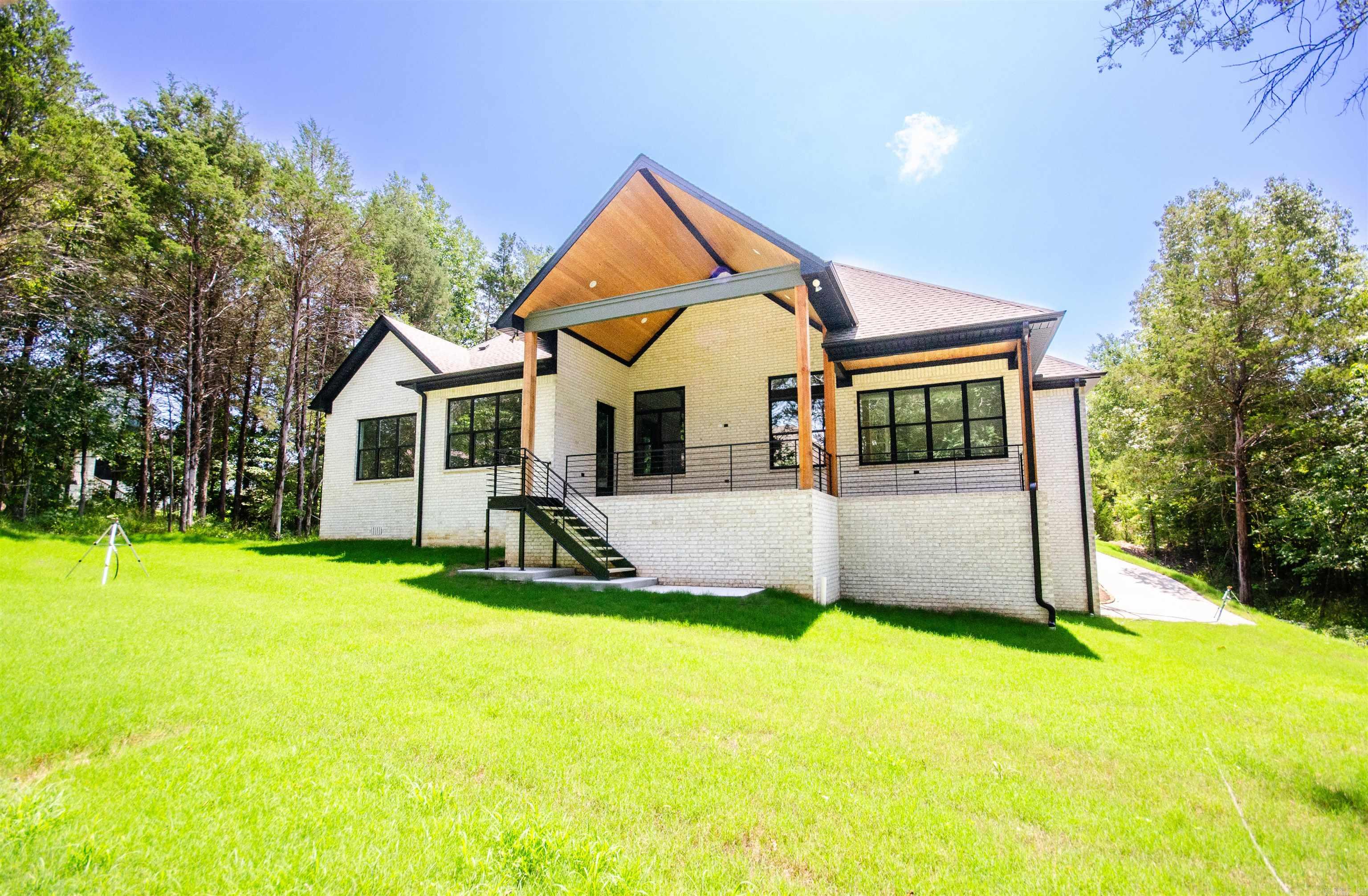 Spencer Mountain at the Lake - Residential