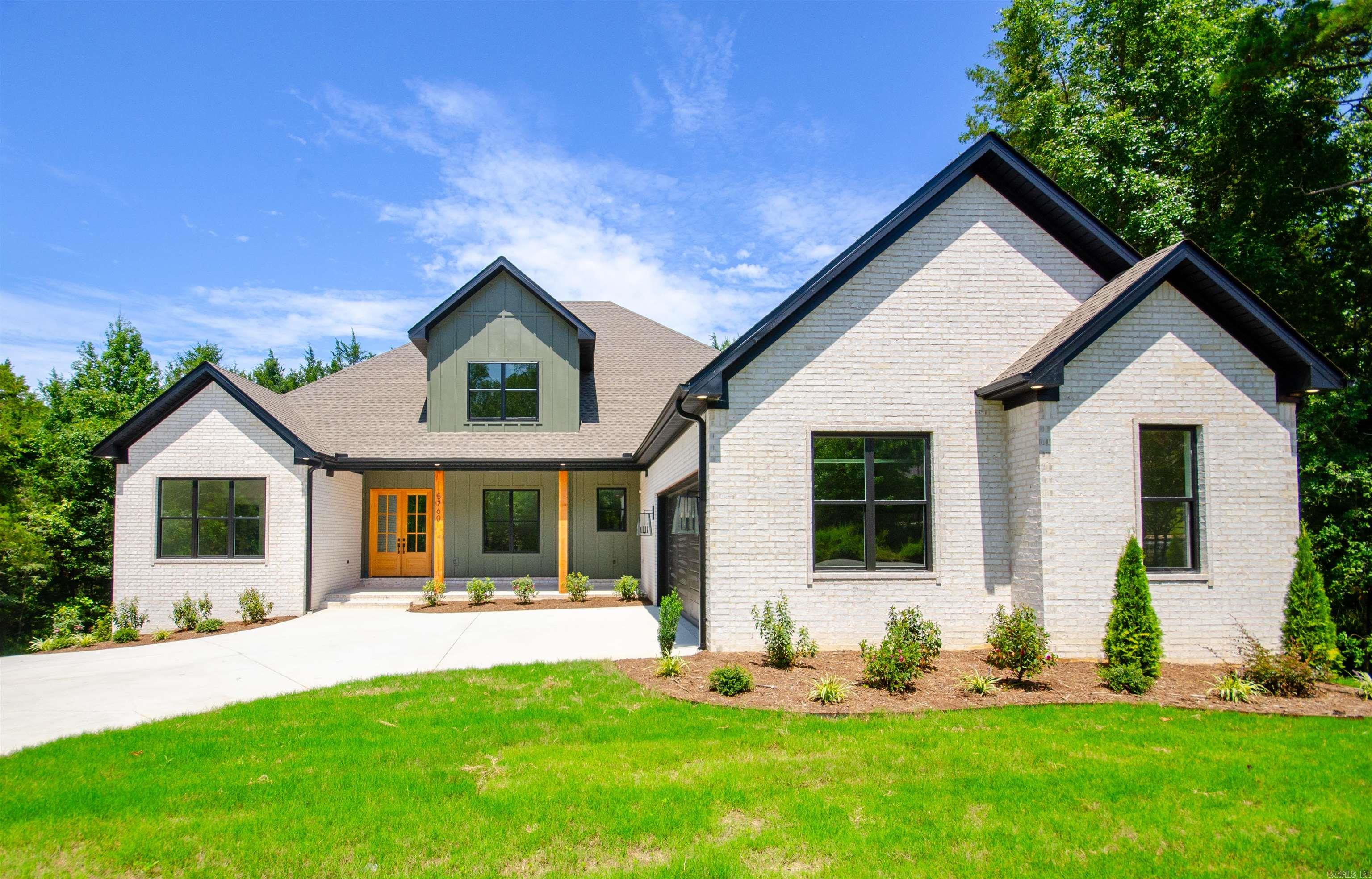 Spencer Mountain at the Lake - Residential