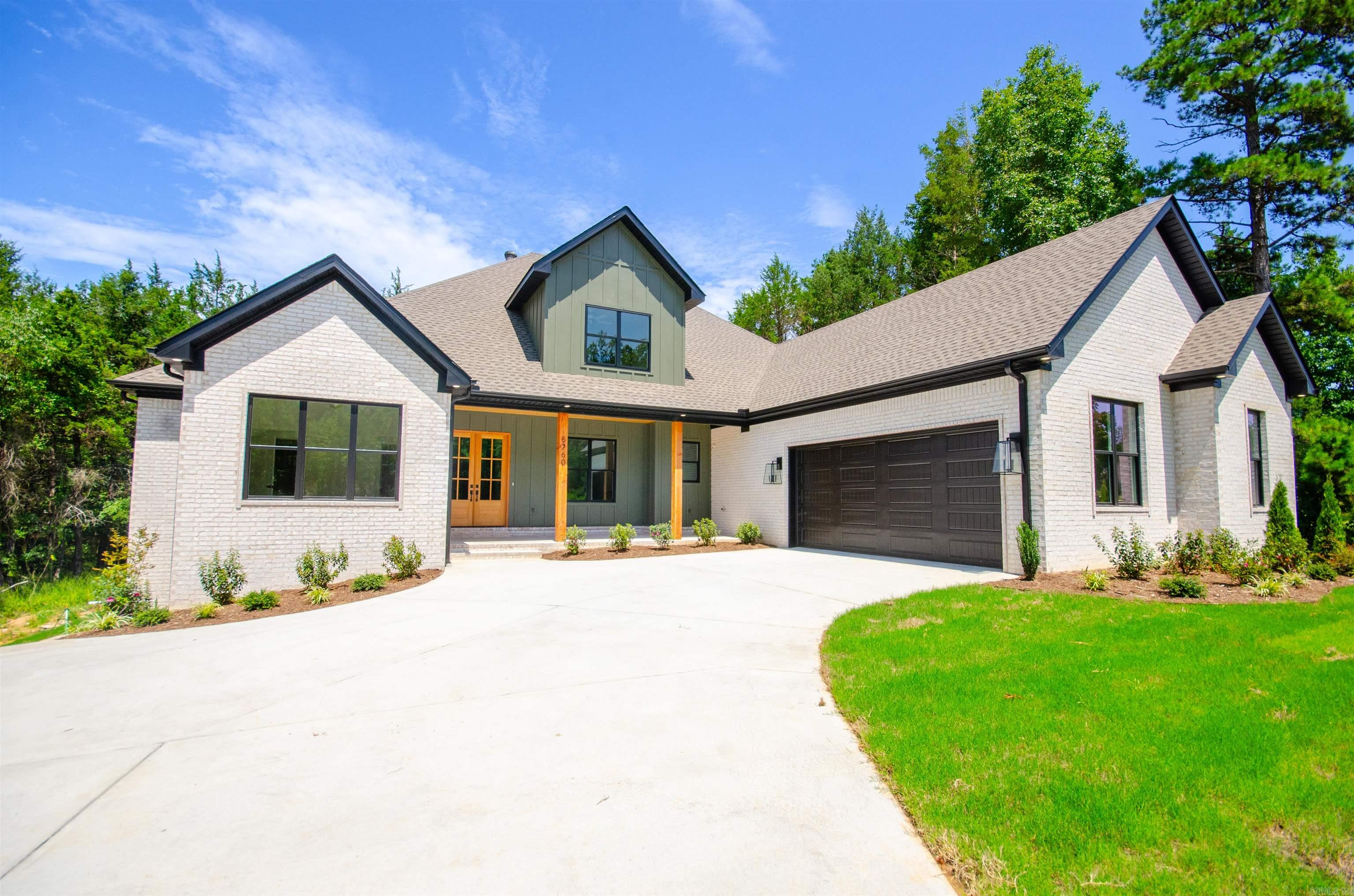 Spencer Mountain at the Lake - Residential