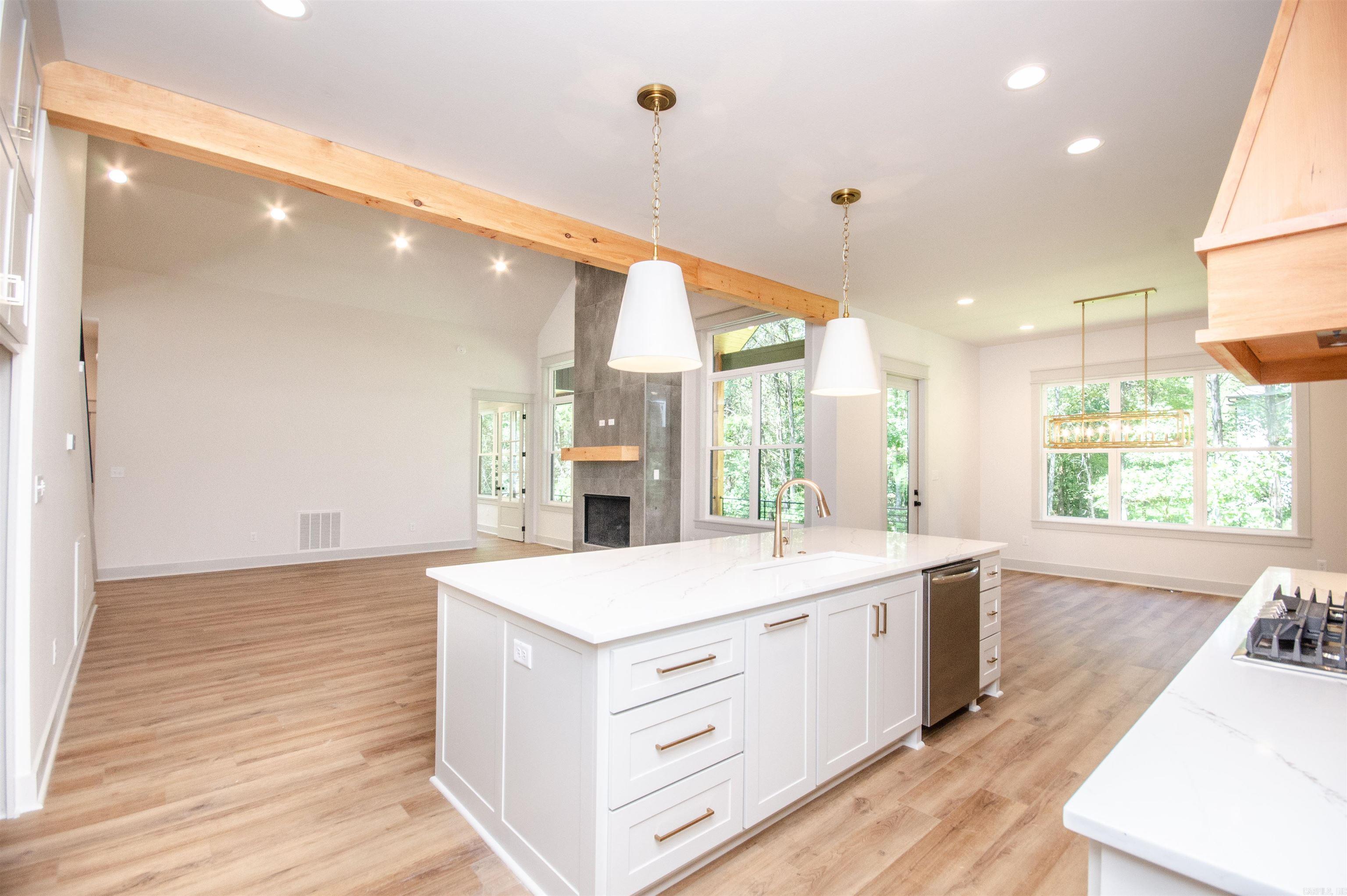 Spencer Mountain at the Lake - Residential