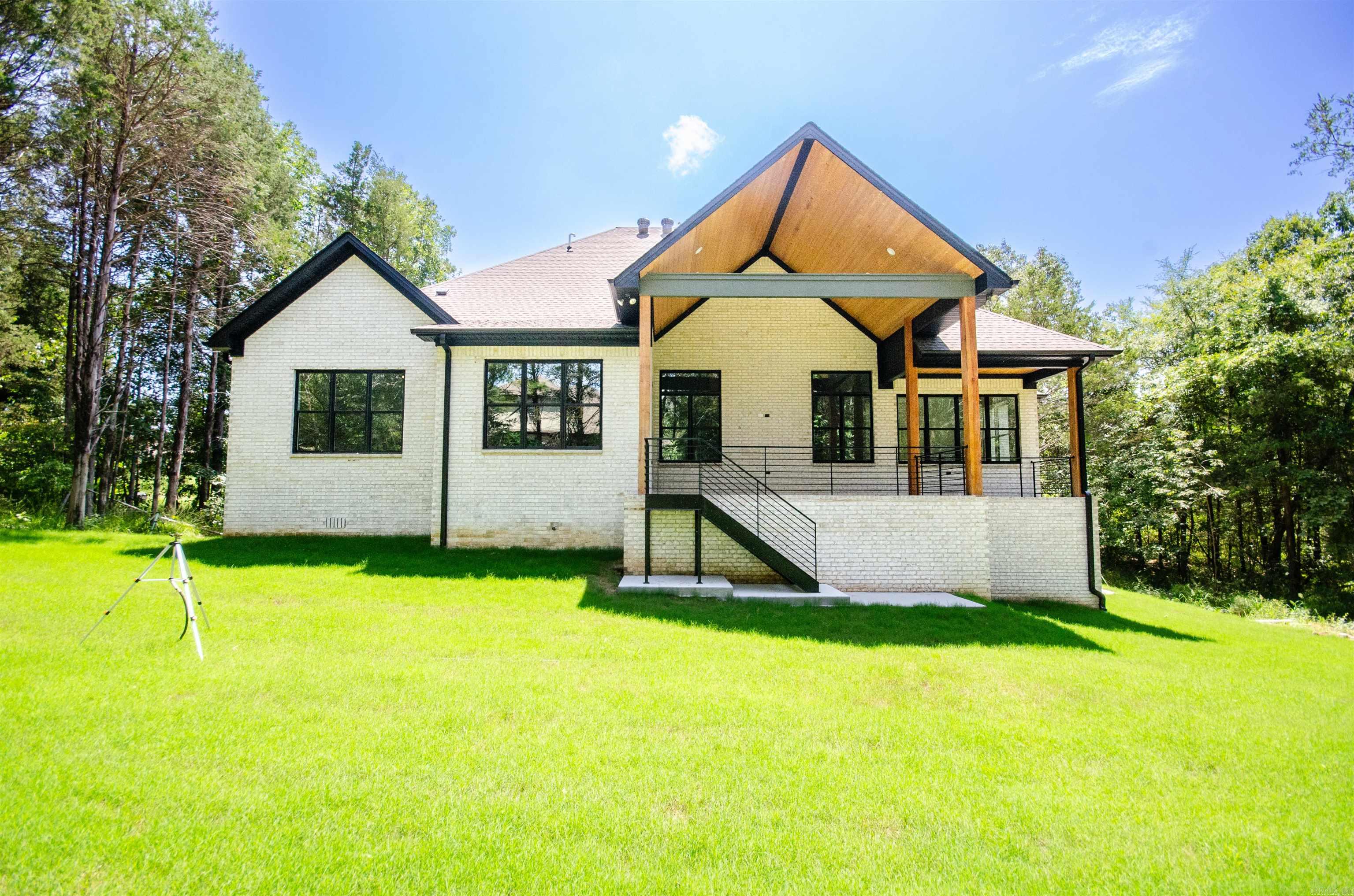 Spencer Mountain at the Lake - Residential