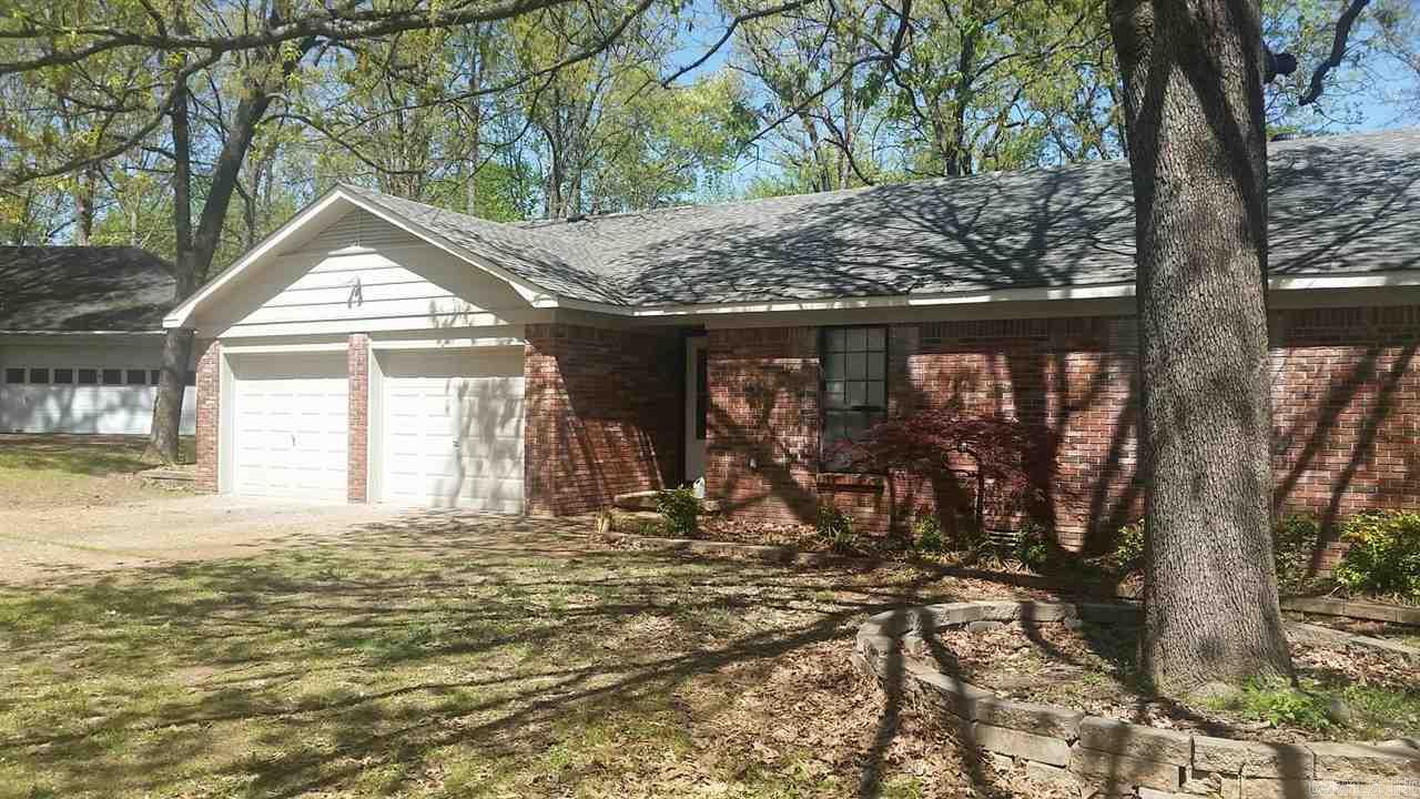 Completely renovated a few years ago, West Little Rock home for rent. 4 bedrooms, fireplace, back deck, and wonderful location in the Walnut Valley neighborhood. Close to Rodney Parham, Markham, and Shackelford Road. Tons of shopping, dining, entertainment, interstate access, schools and more! The lease for this home is 2 years with a 3% increase after the first year and income has to be three times the amount of rent. NO SECTION 8.