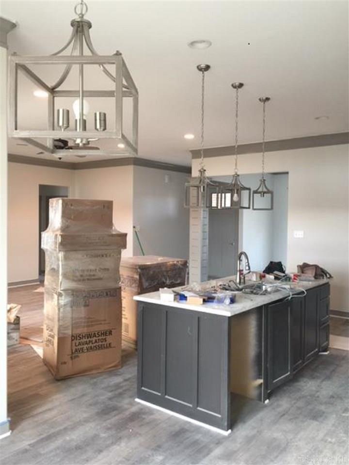 LAKEWOOD - Residential