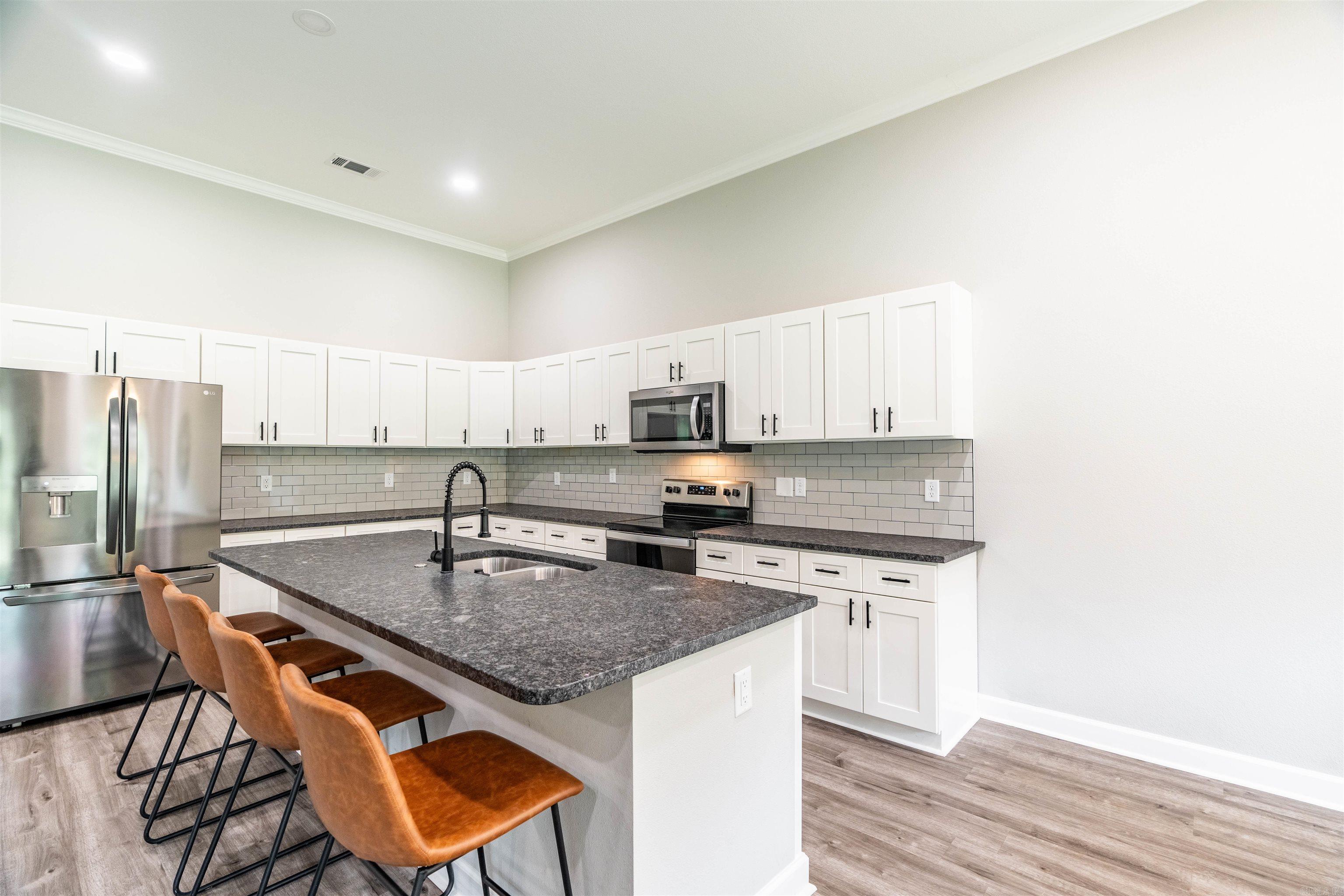 MOUNT TABOR ESTATES - Residential