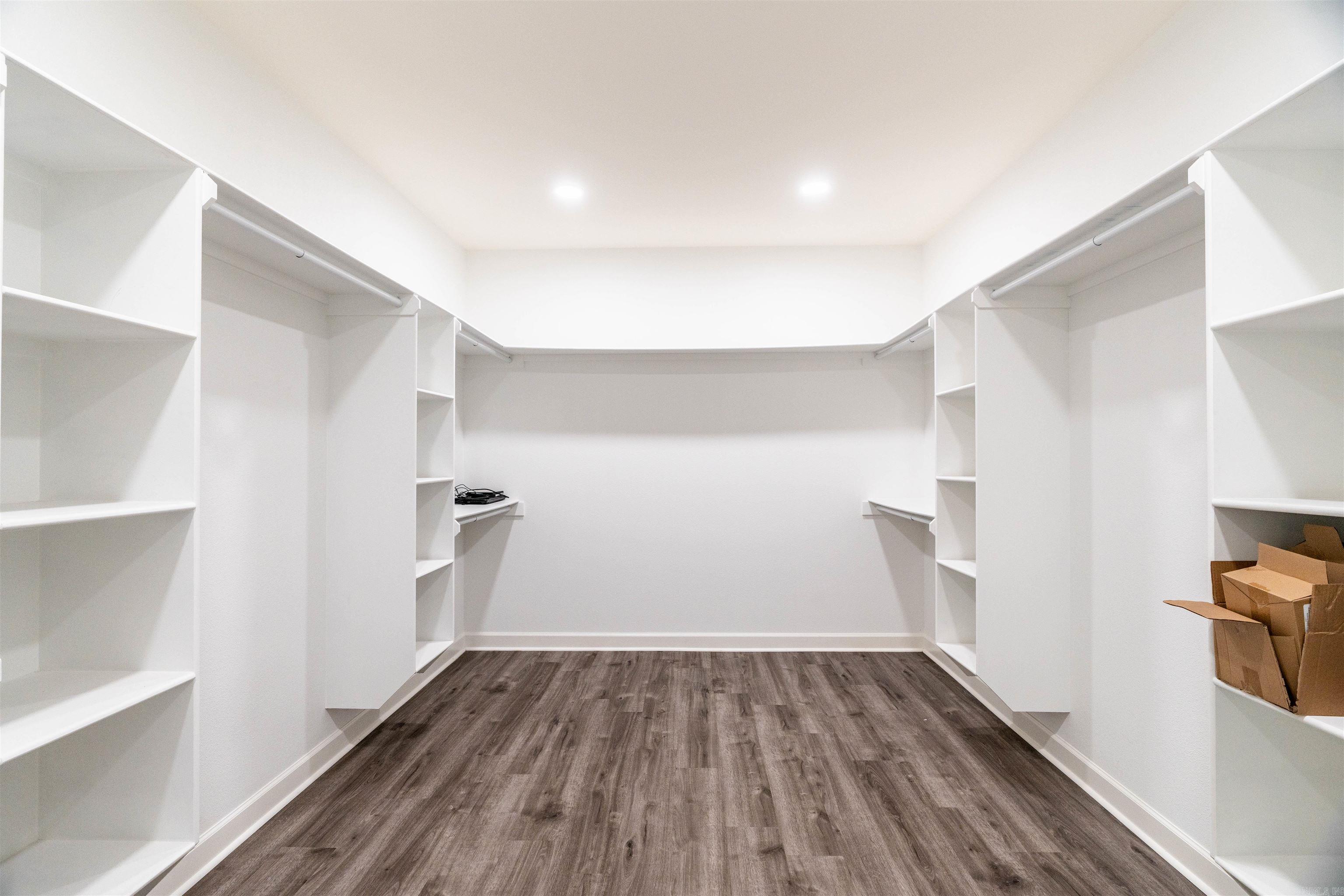 MOUNT TABOR ESTATES - Residential