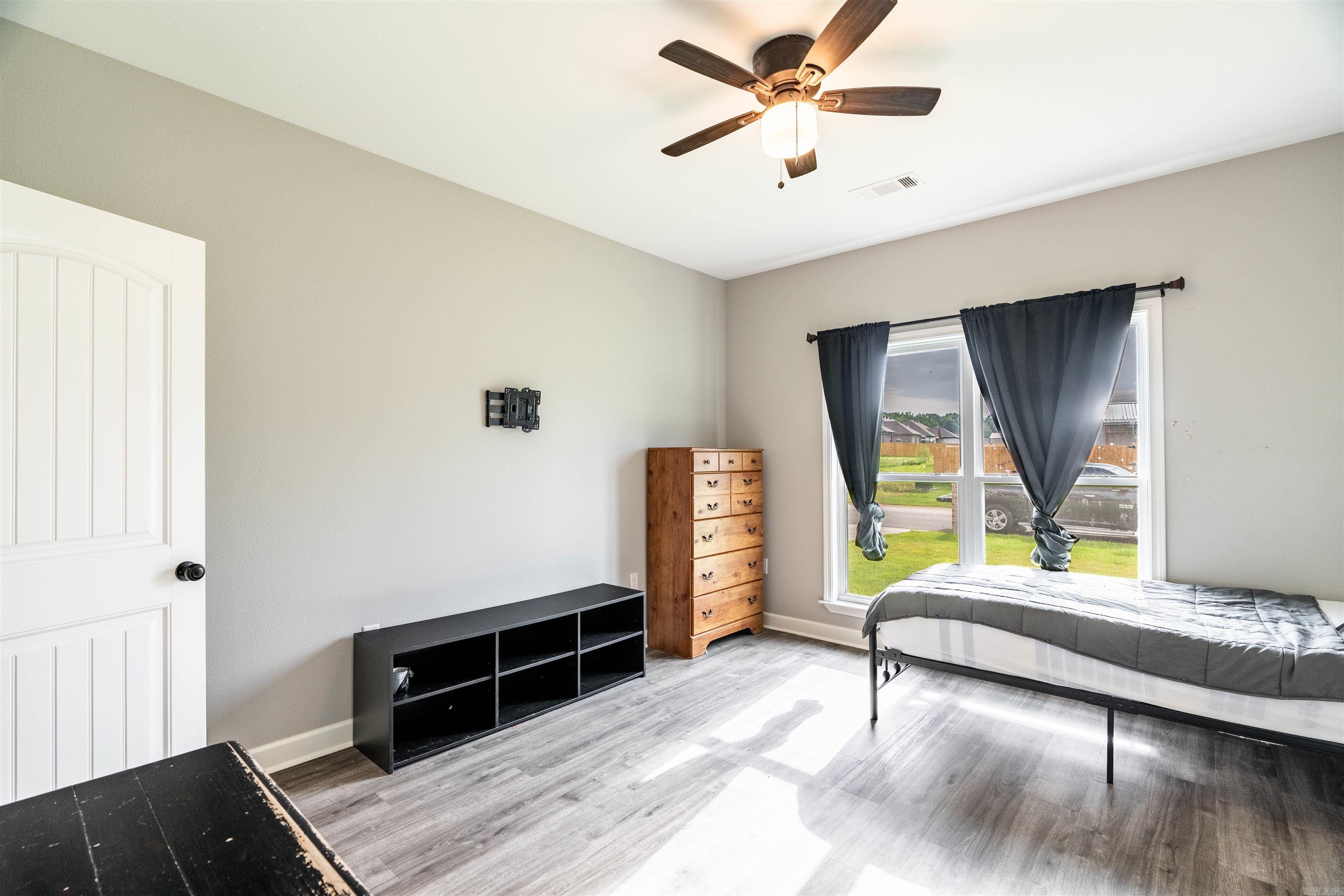 MOUNT TABOR ESTATES - Residential
