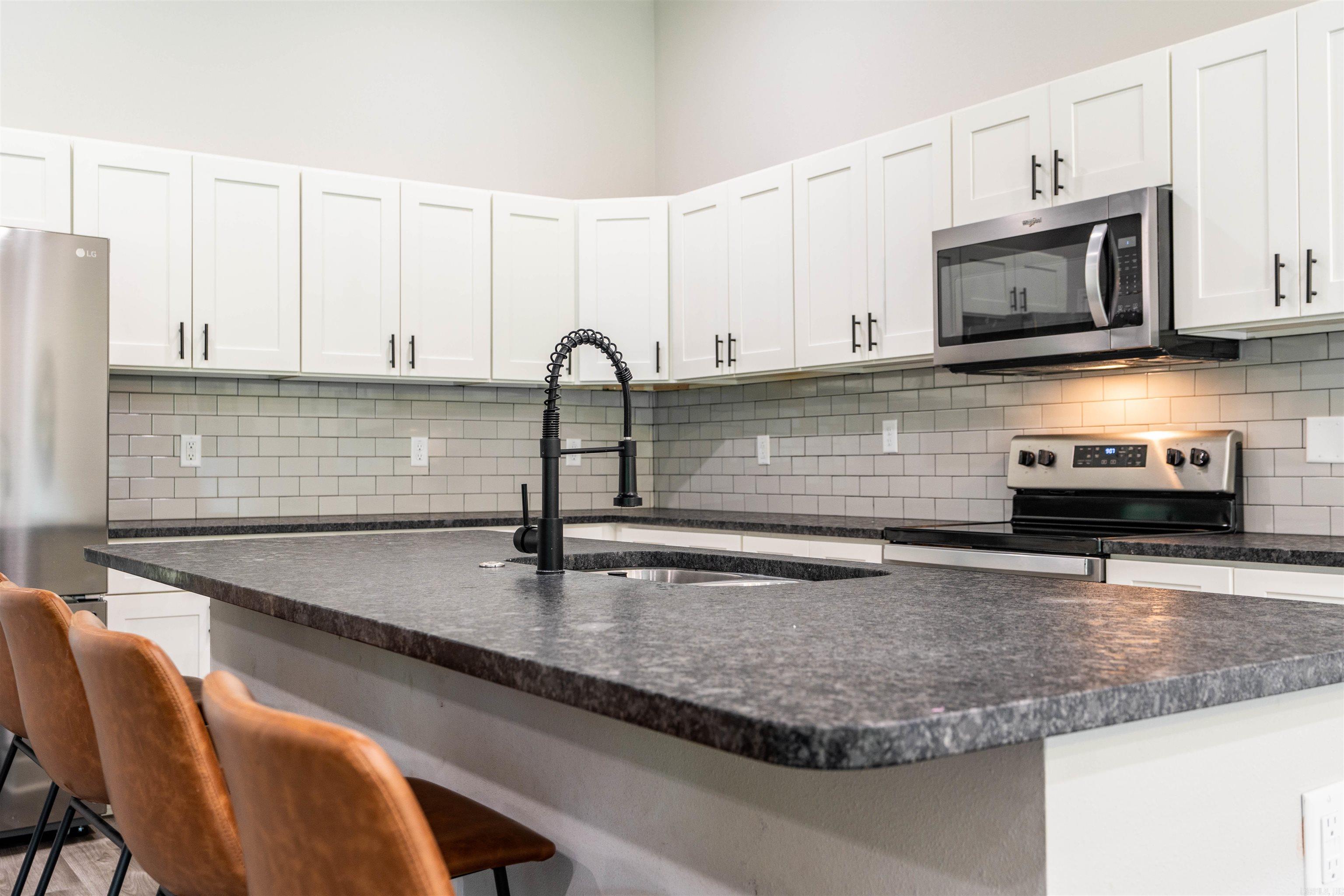 MOUNT TABOR ESTATES - Residential