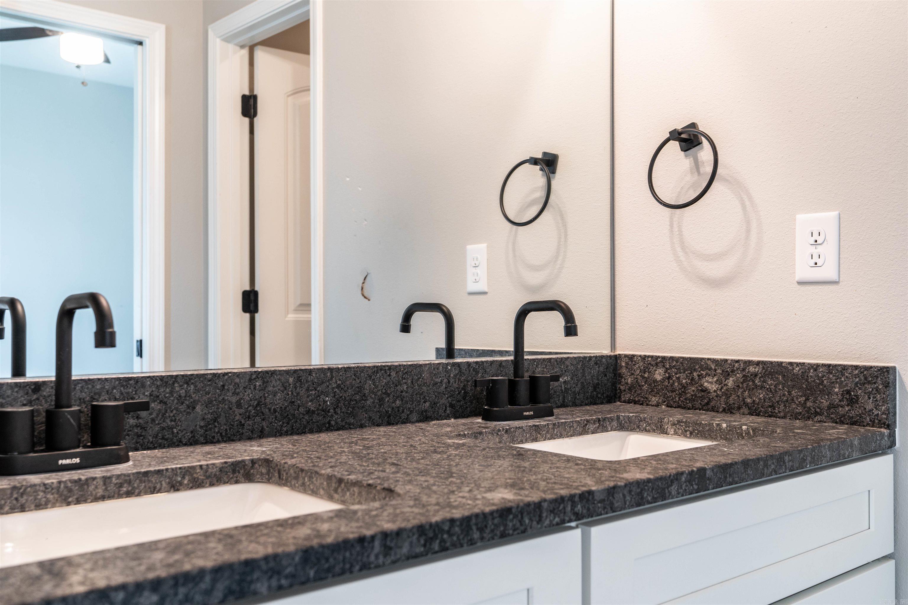 MOUNT TABOR ESTATES - Residential