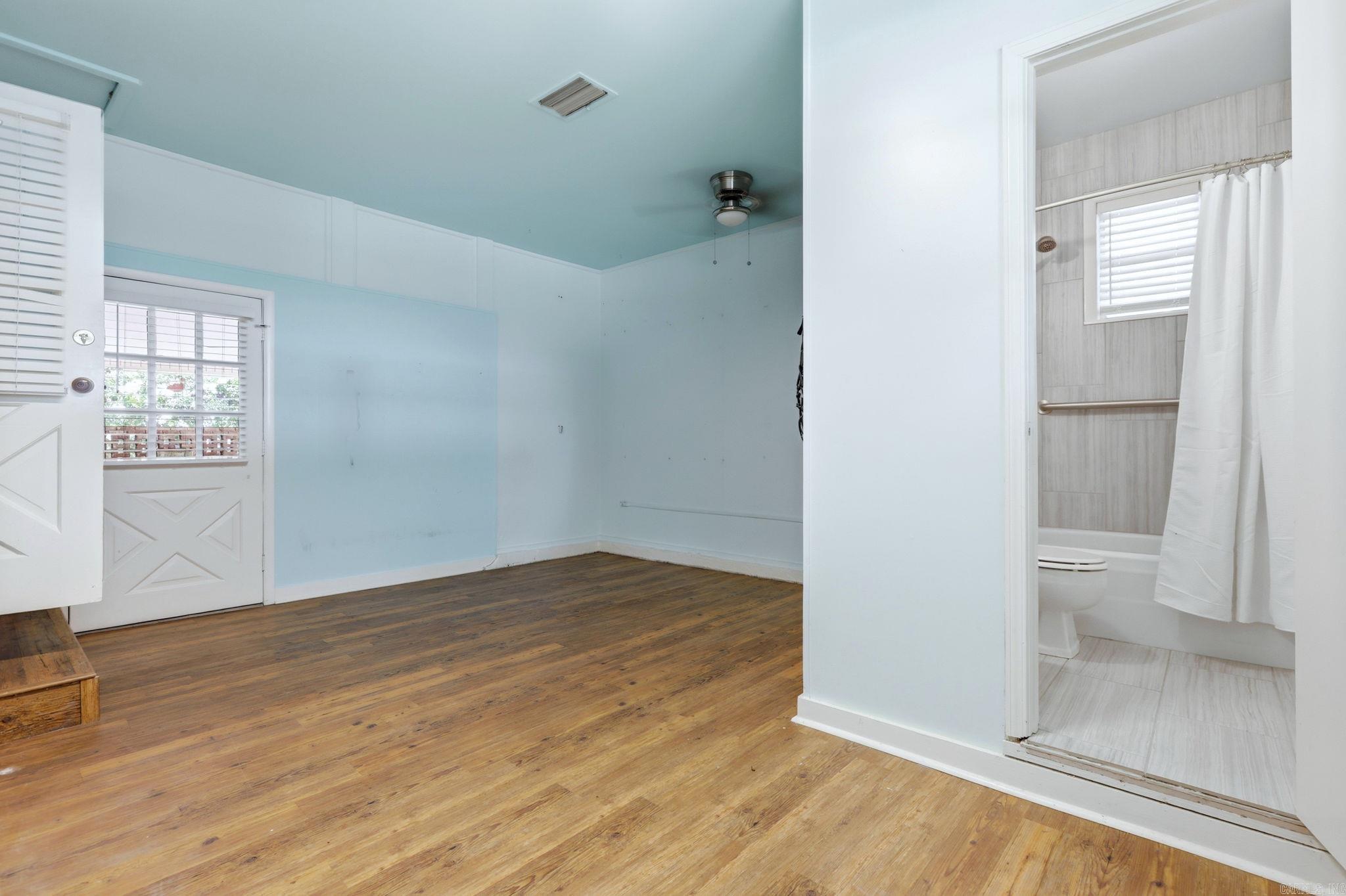 BRIARWOOD - Residential