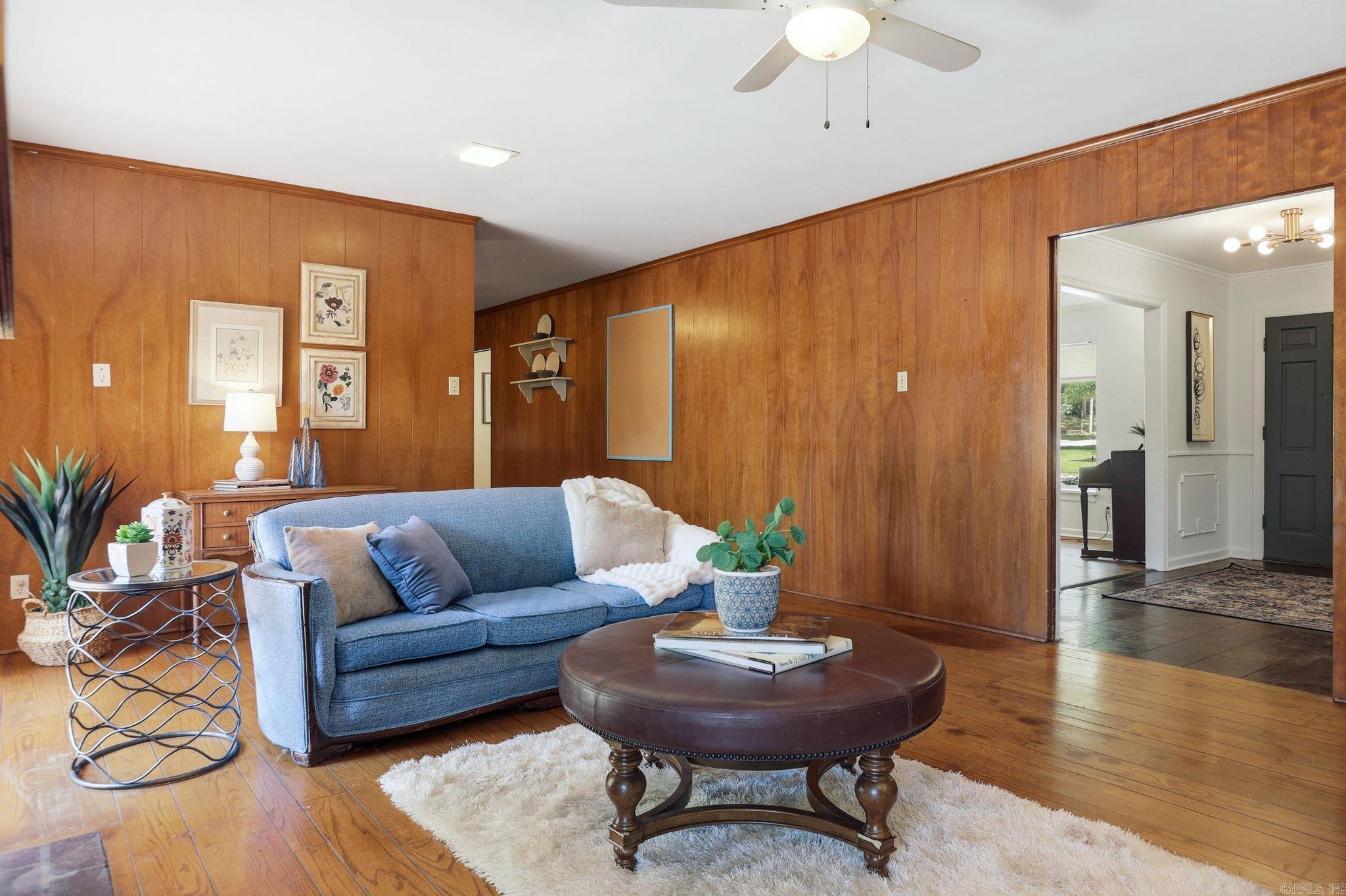 BRIARWOOD - Residential