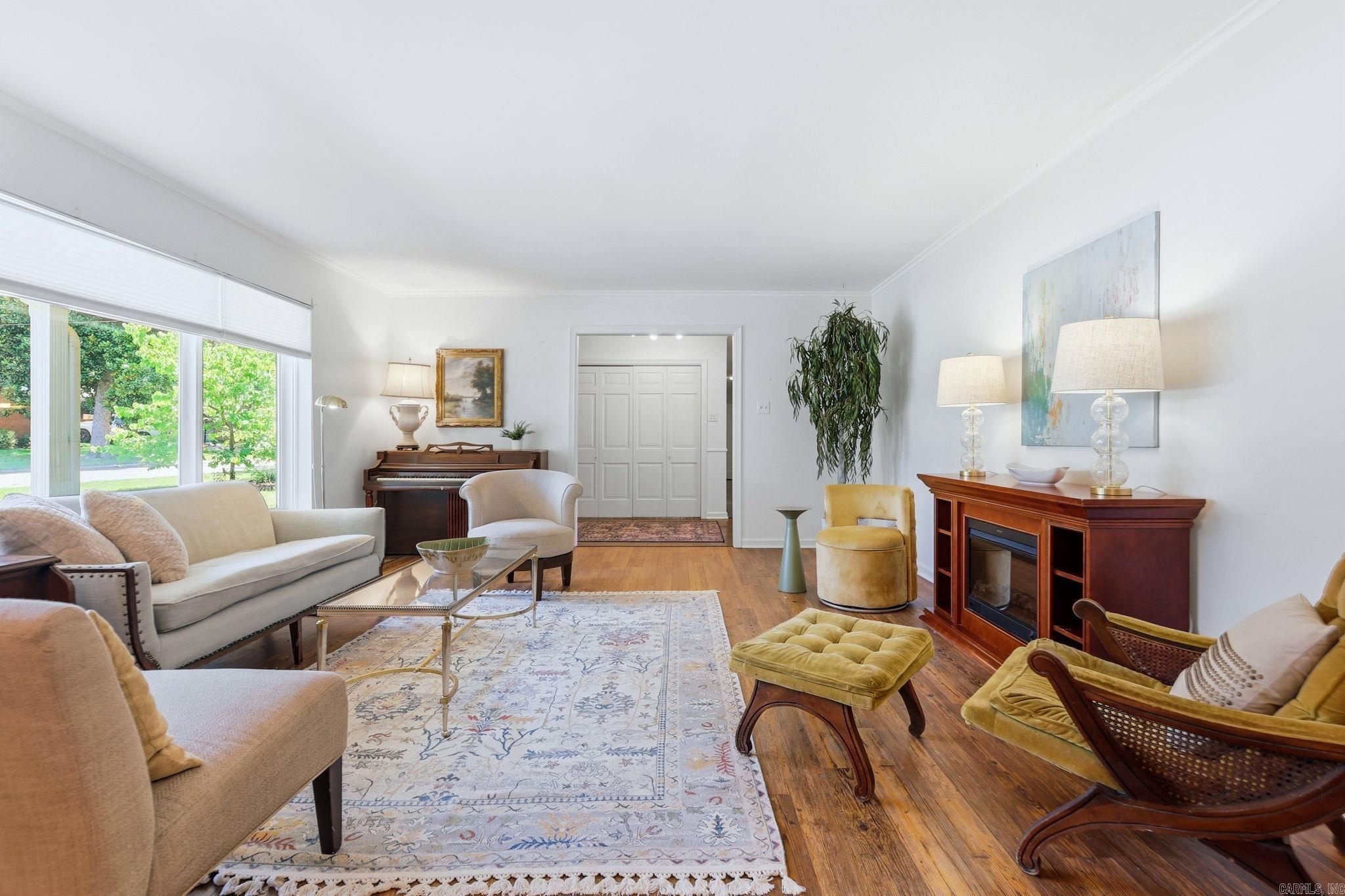 BRIARWOOD - Residential