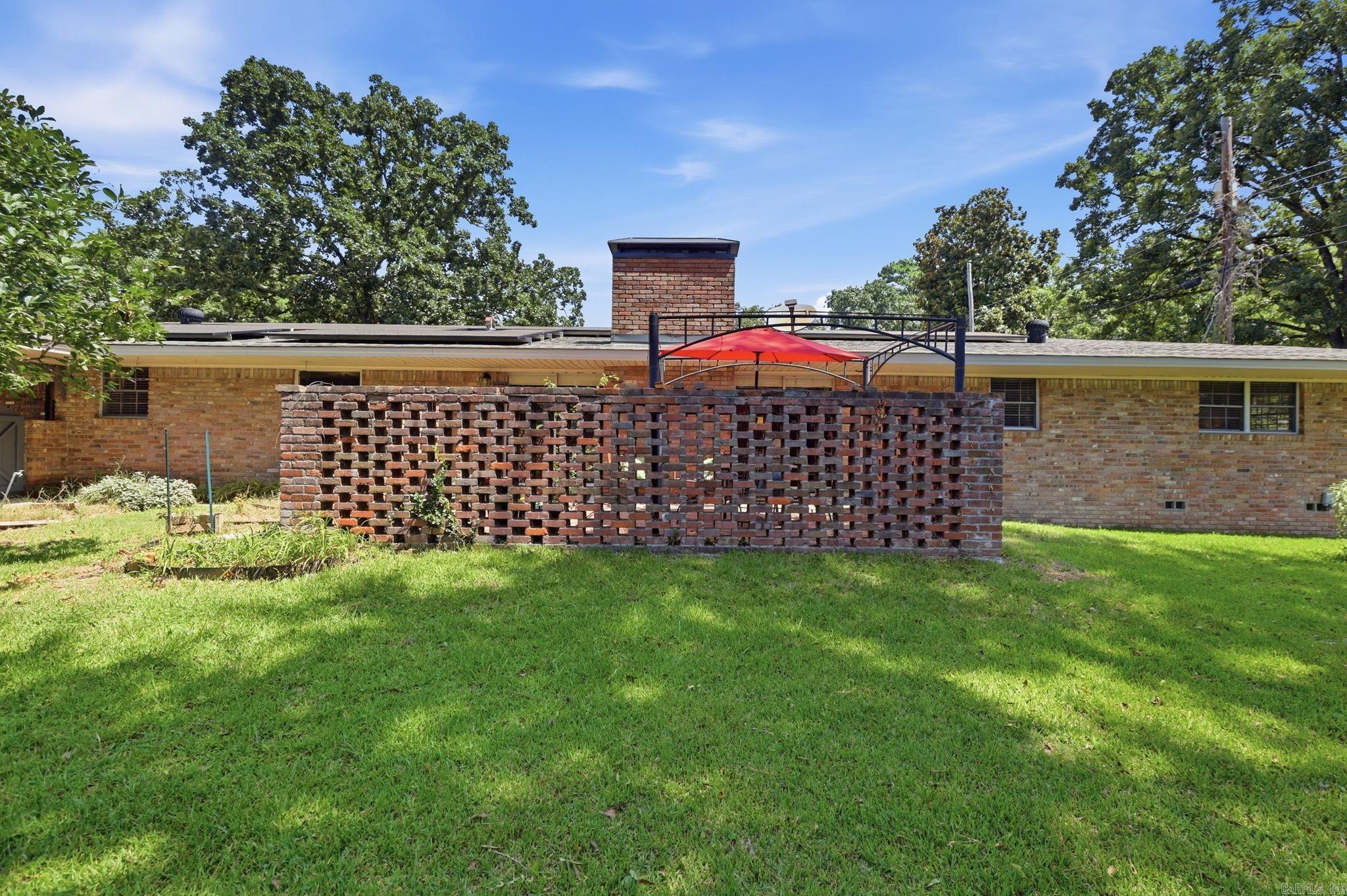 BRIARWOOD - Residential