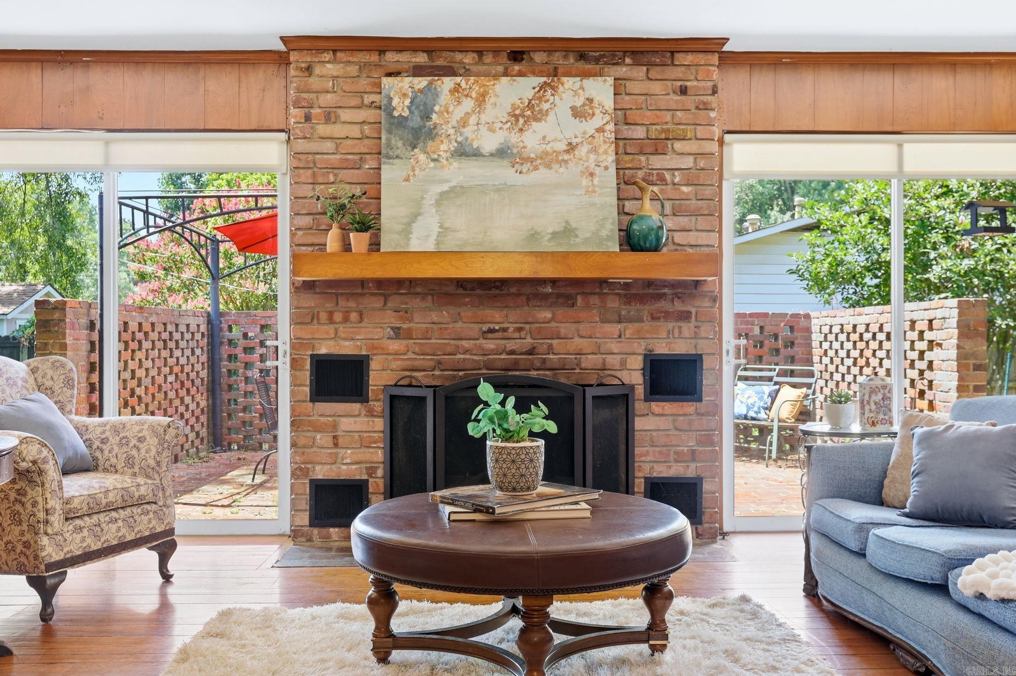 BRIARWOOD - Residential
