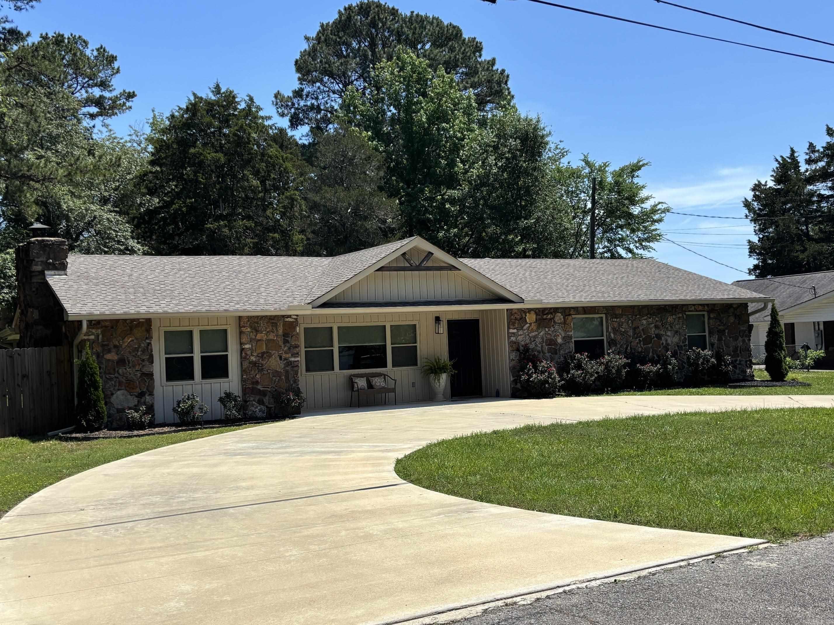 CEDAR RIDGE - Residential