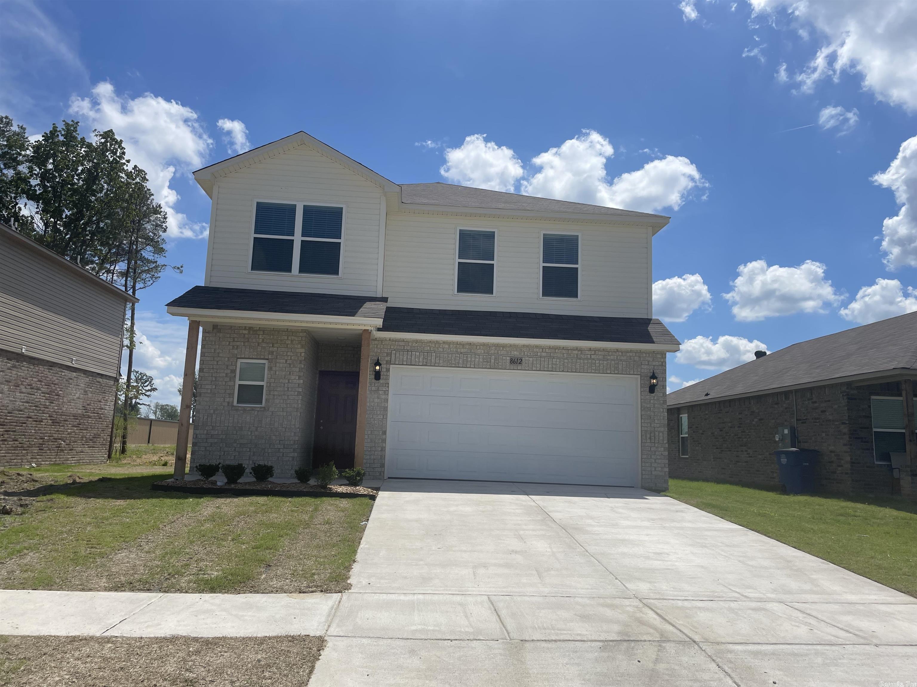 WHITE OAK CROSSING - Residential