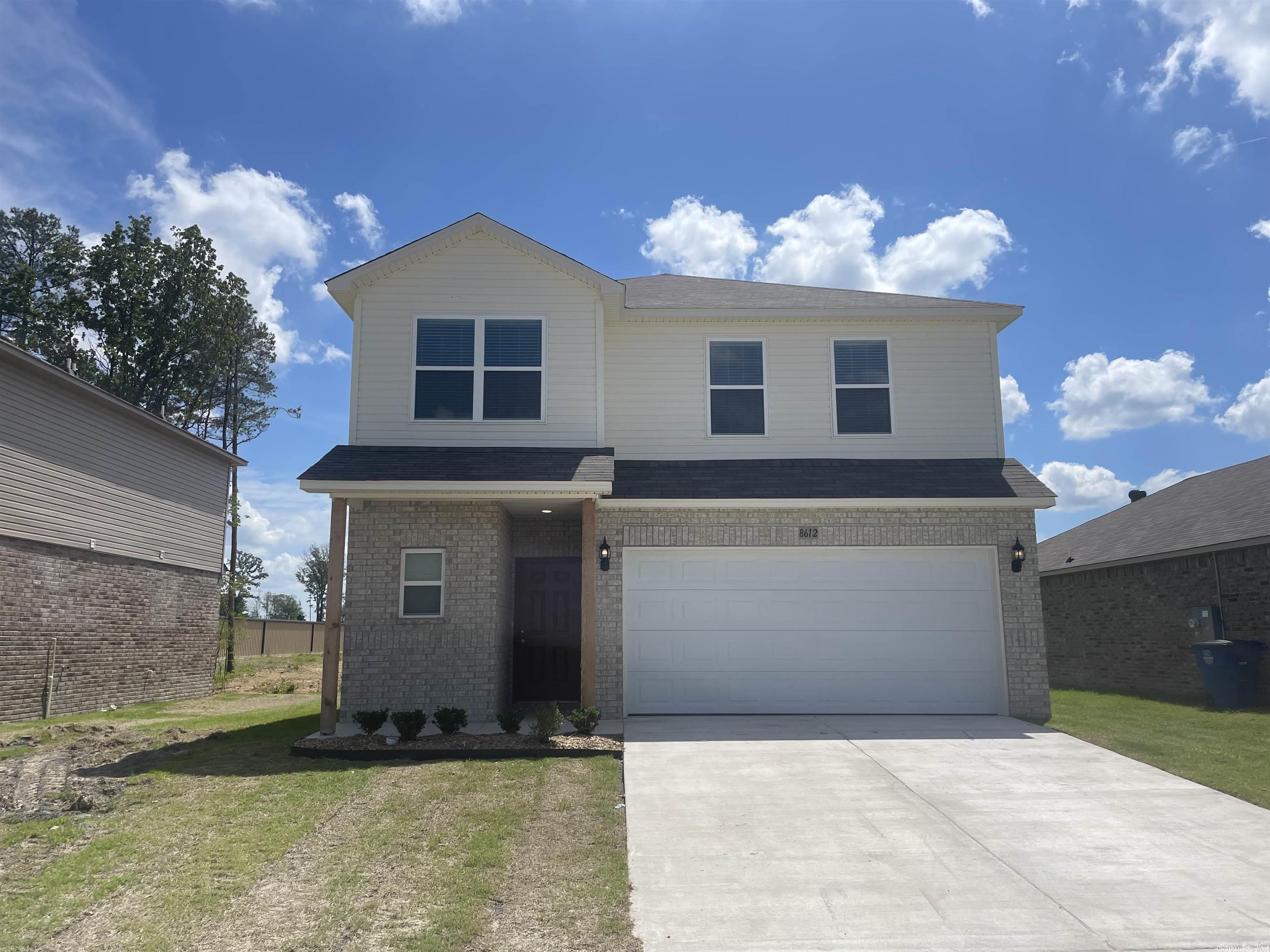 WHITE OAK CROSSING - Residential