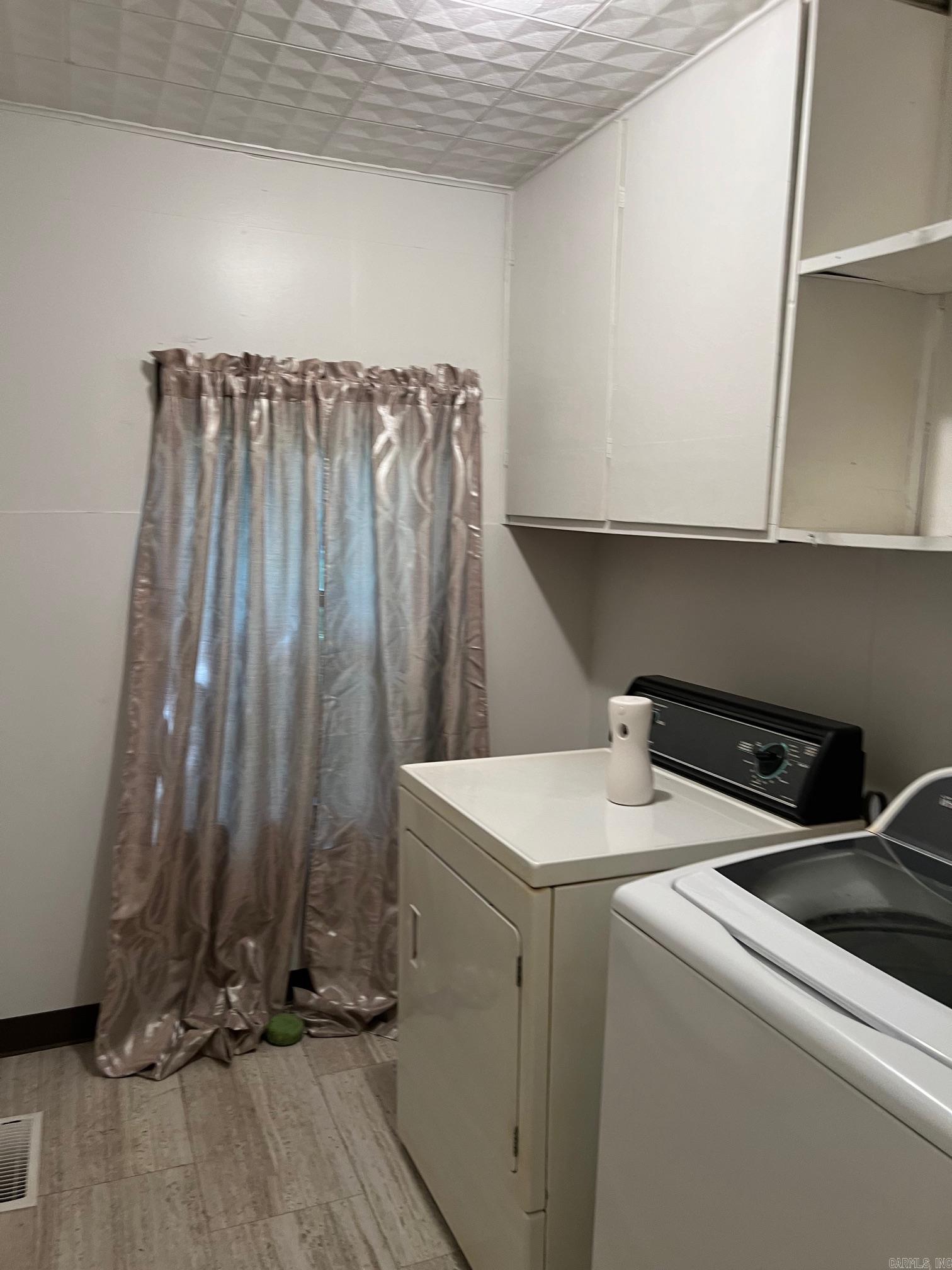 Flippin - Residential Lease