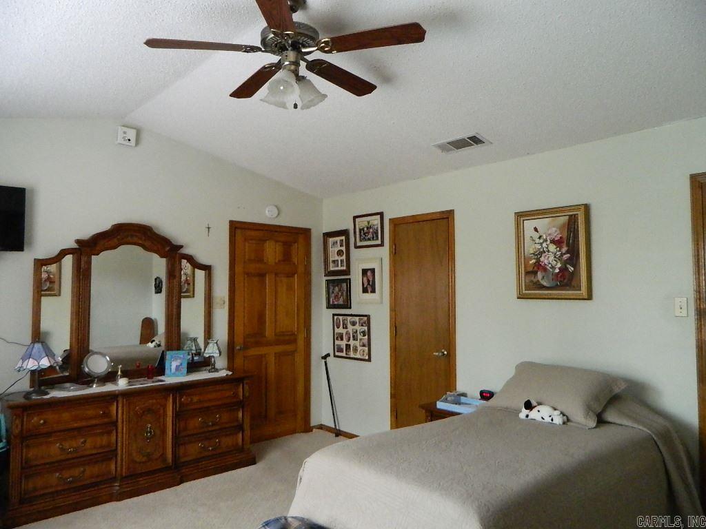 SPRINGHILL FARMS - Residential