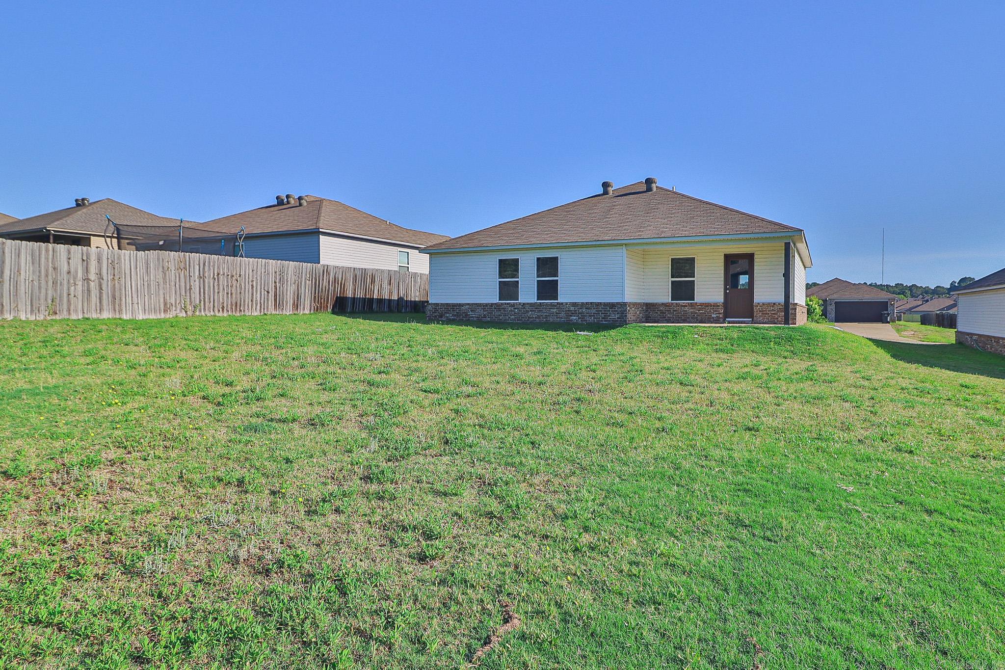 JUDE'S CROSSING - Residential