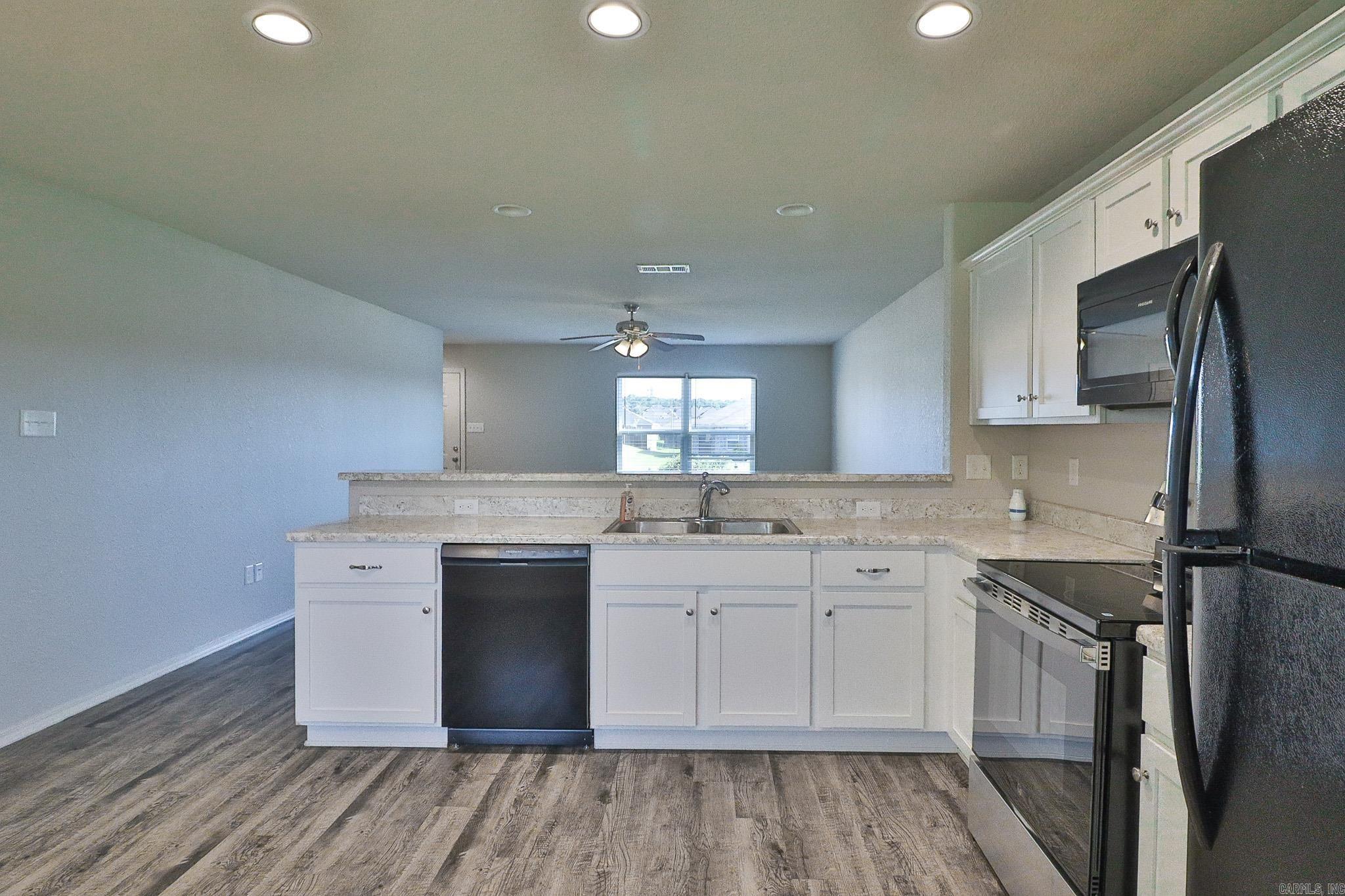 JUDE'S CROSSING - Residential