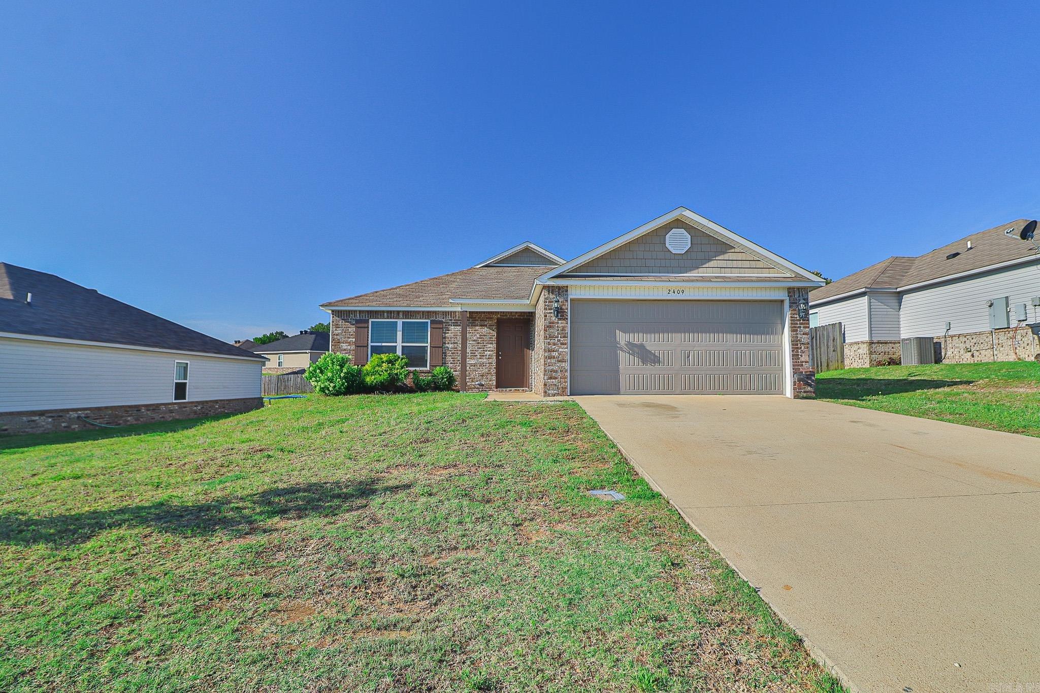 Welcome to 2409 Judes Way in Jonesboro, Arkansas. This home is in move-in-ready condition and is located in the Valley View School District. This single-level, three-bedroom, two-bath home features an open floor plan and an attached two-car garage. Situated in a great neighborhood in southwest Jonesboro with city utilities, the property was constructed in 2019. Call today to schedule an appointment to view this home!