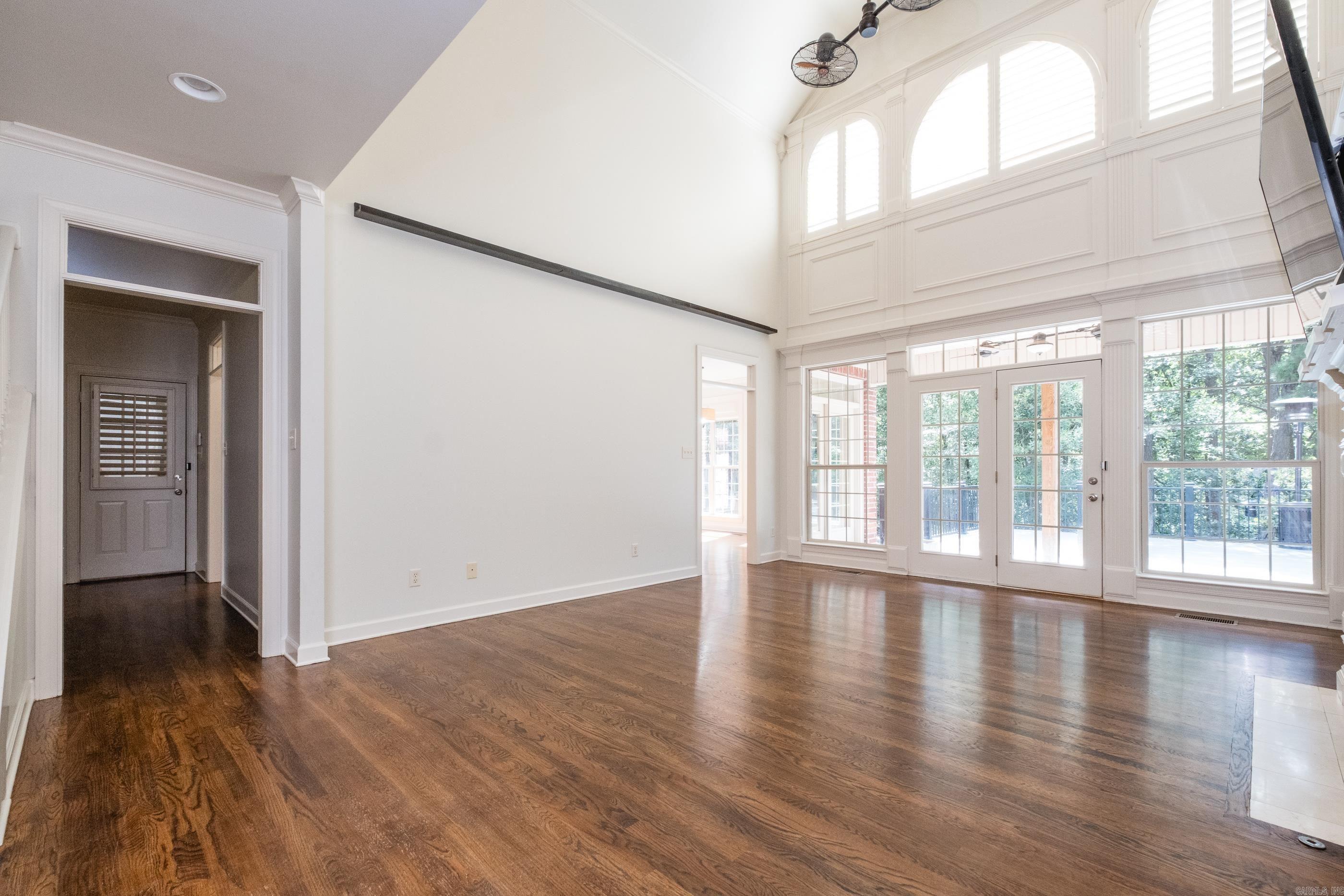CHENAL VALLEY MARGEUAX - Residential
