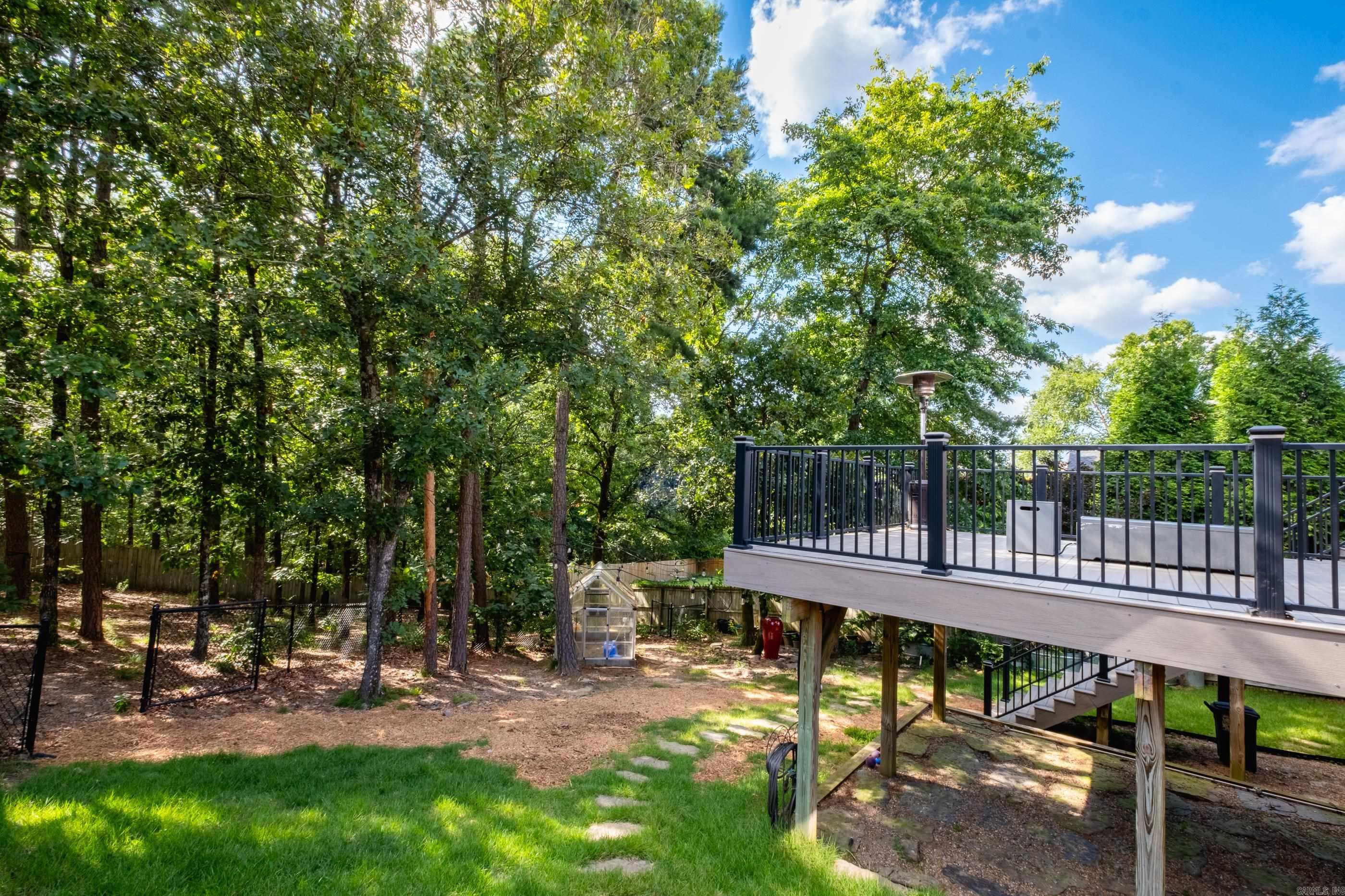 CHENAL VALLEY MARGEUAX - Residential