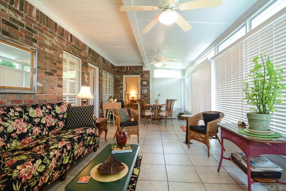 CAMBRIDGE PLACE - Residential