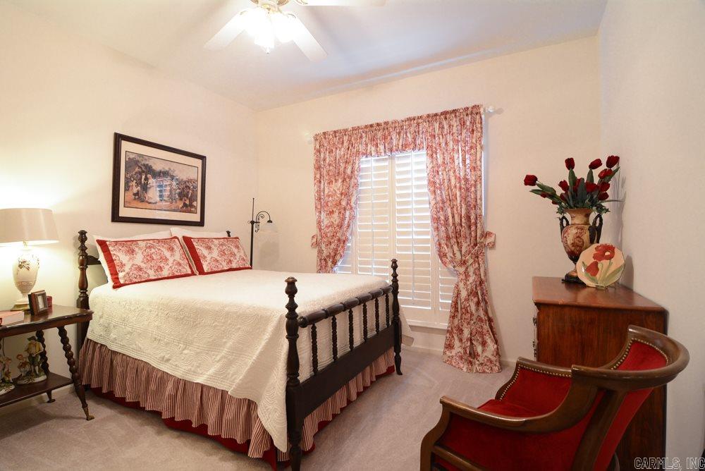 CAMBRIDGE PLACE - Residential