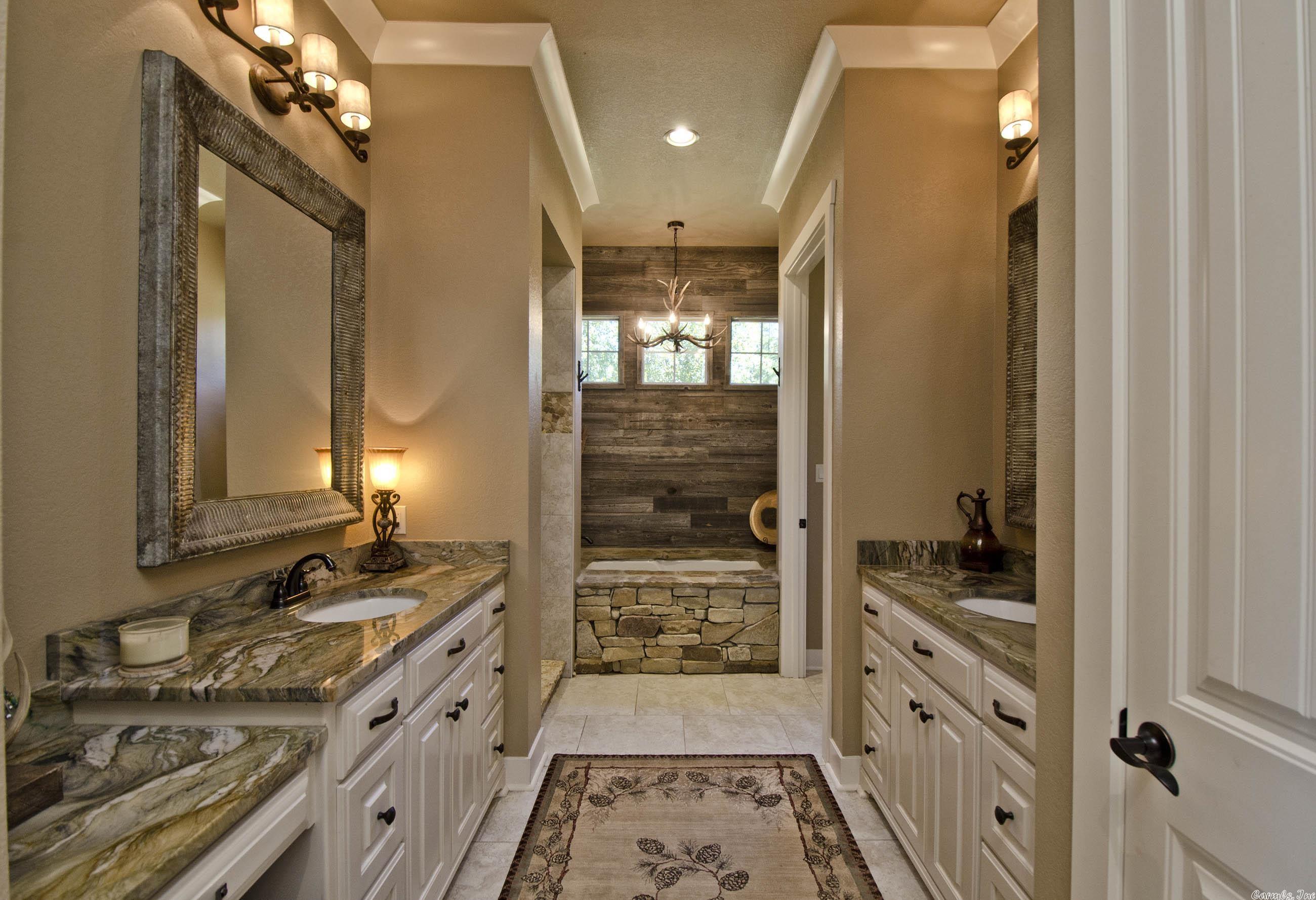LAKE FOREST SHORES - Residential