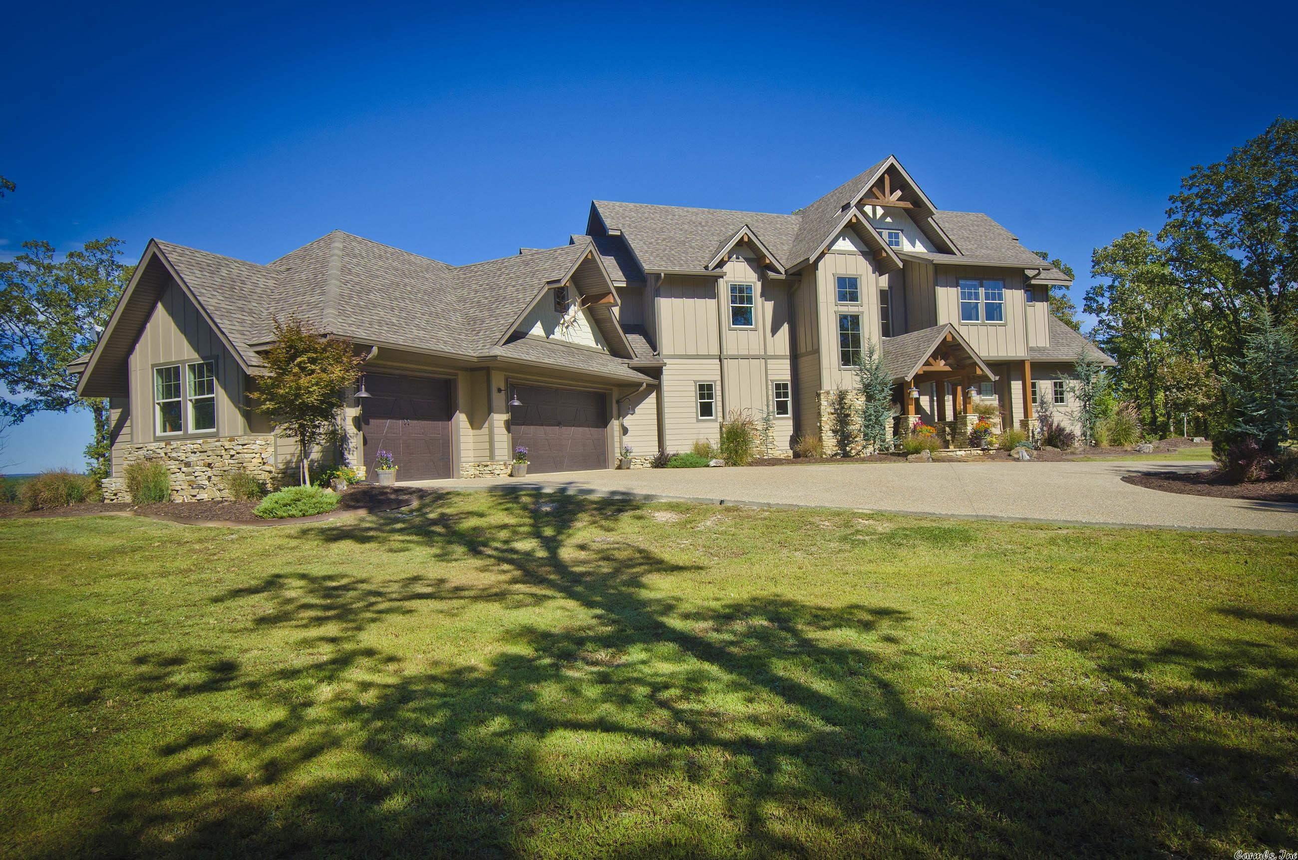 LAKE FOREST SHORES - Residential