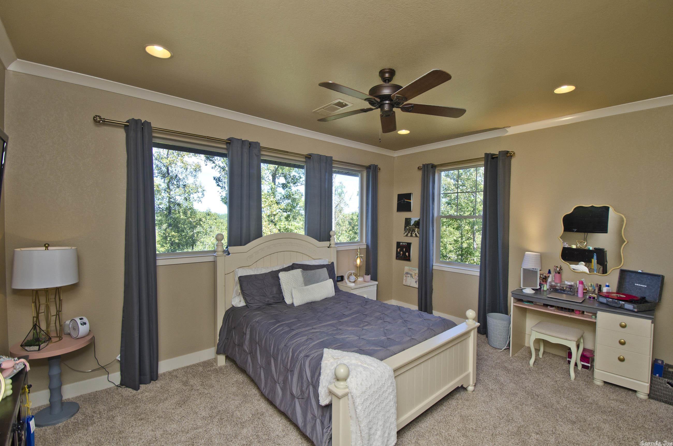 LAKE FOREST SHORES - Residential