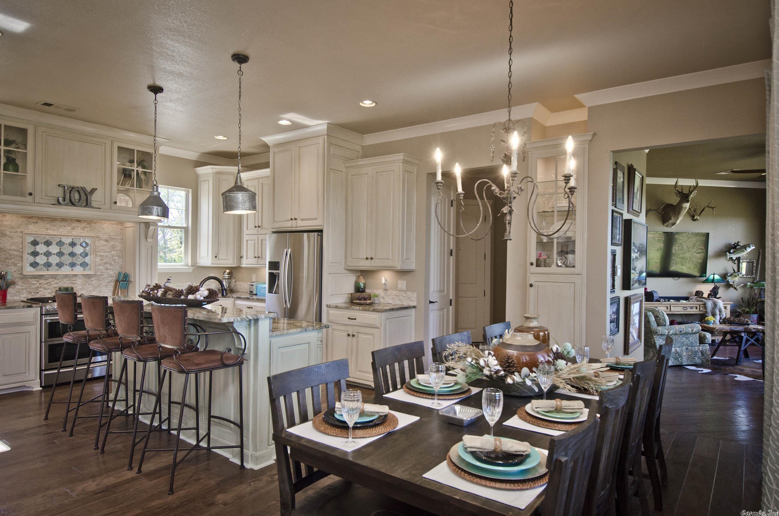 LAKE FOREST SHORES - Residential