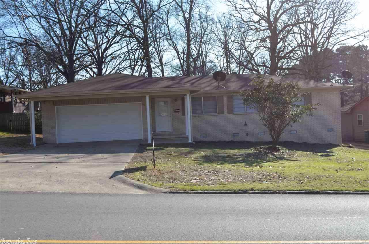Beautiful Brick 3 bedrooms, 1 1/2 Baths home in Heart of Sherwood less than a mile from Golf Course.  Brand NEW HVAC System being installed (2017)Living/great room opens into Chef's Kitchen, new ceramic tile, beautiful hardwood, new paint, new siding, new gutters, Hot water tank 2015,new covered patio, new counter tops. SQ FT is approximated Measuring is encouraged.