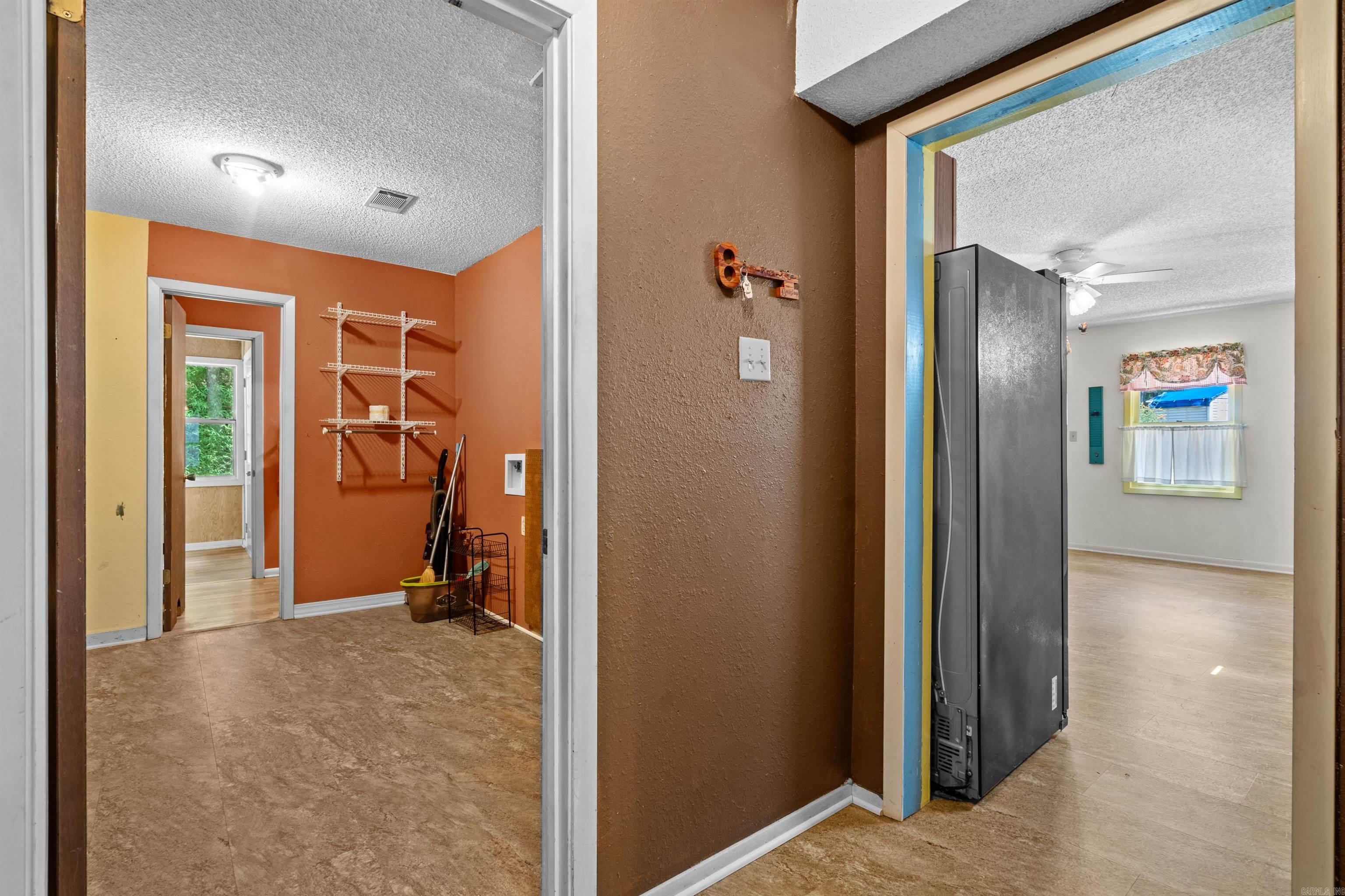 COVE VALLEY ESTATES - Residential