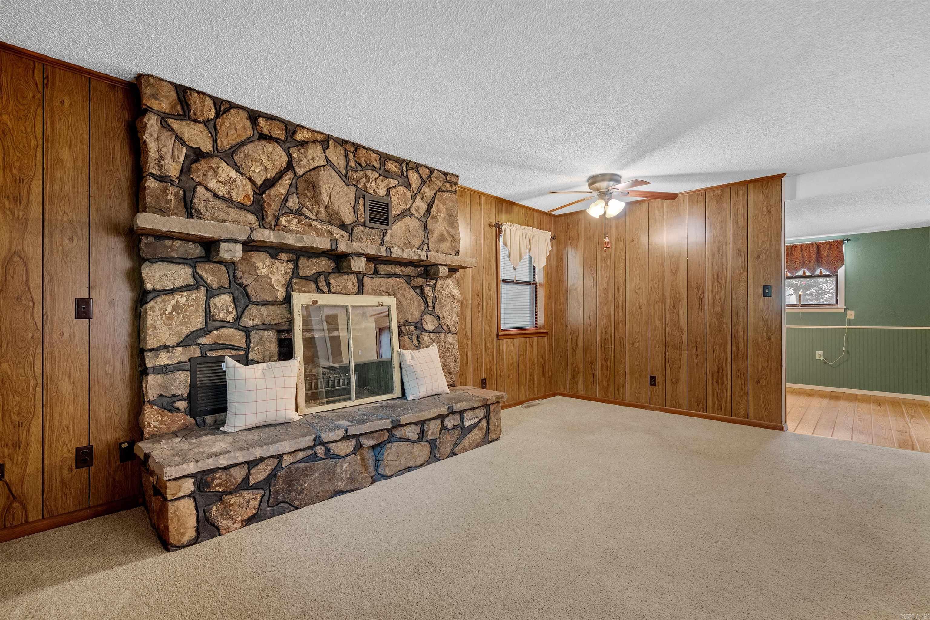 COVE VALLEY ESTATES - Residential