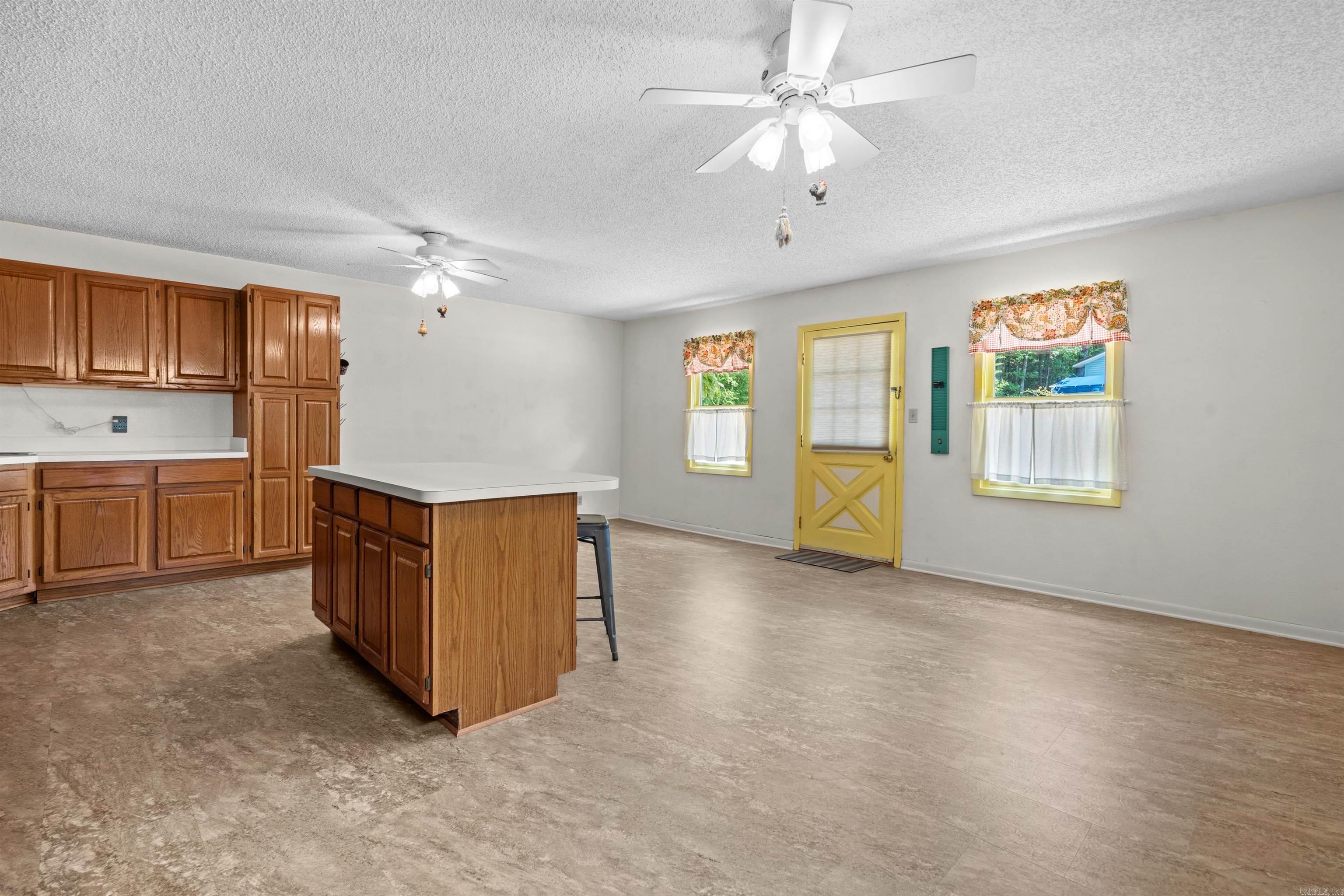 COVE VALLEY ESTATES - Residential