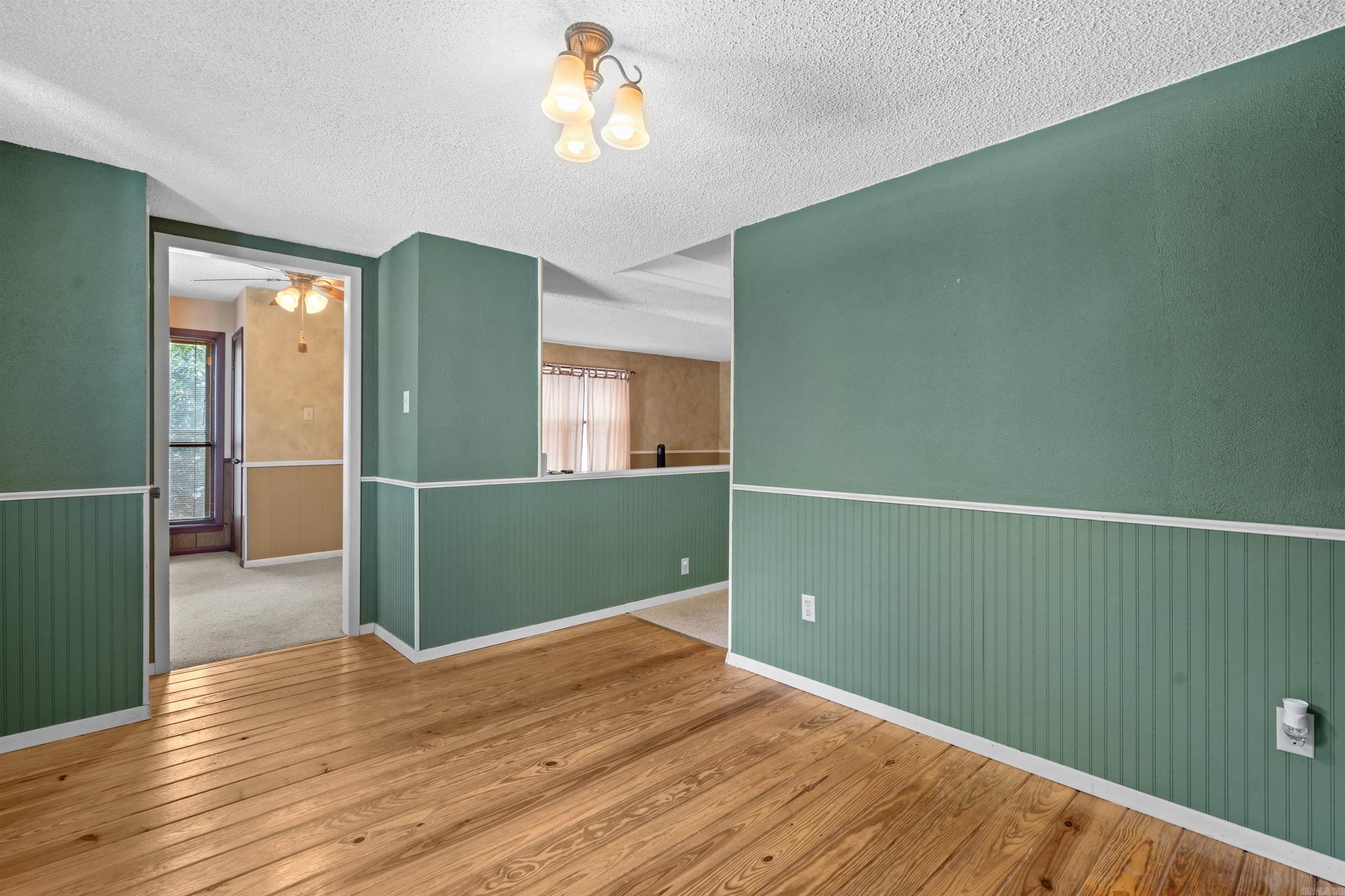 COVE VALLEY ESTATES - Residential