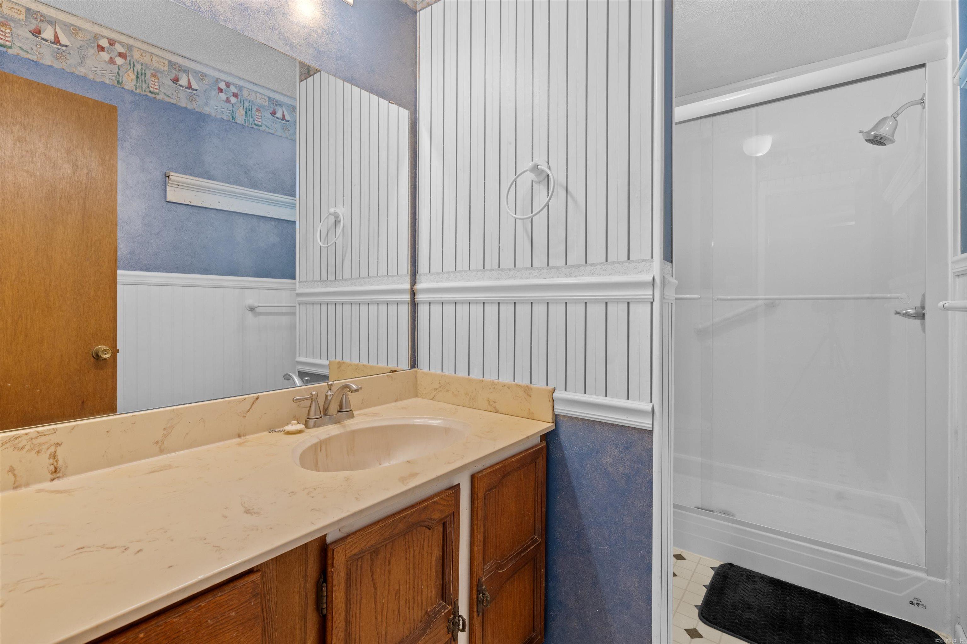 COVE VALLEY ESTATES - Residential