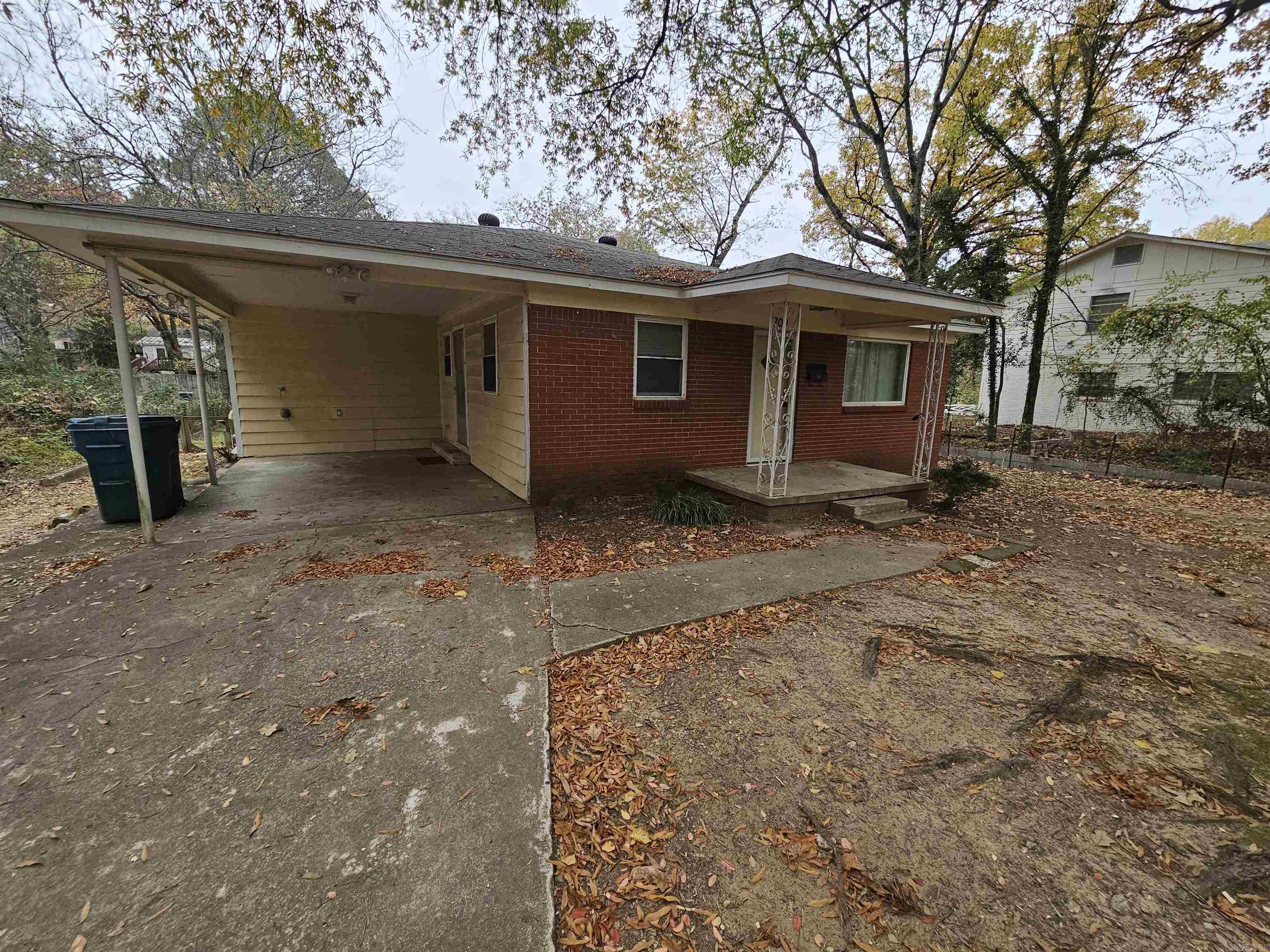 Cute 3BD/2BA located in a quiet cul-de-sac in Little Rock that is waiting for you to call home. Luxury vinyl flooring throughout most of the home. Spacious living room perfect for entertaining guests or lounging on the couch. Plenty of storage space in kitchen. Laundry room with extra counter space and storage options. Ceiling fans in the bedrooms. Fenced back yard perfect for anyone with kids or pets. This property is managed by Hoffman Team so beware of scammers - we will never ask you to Cashapp us money. The lease for this property is for 18 months to 2 years with a 3% increase after the first year. Income must be 3x the amount of rent. This property does not accept section 8. Showings must be scheduled directly through office with at least a 24 hr notice to tenant.