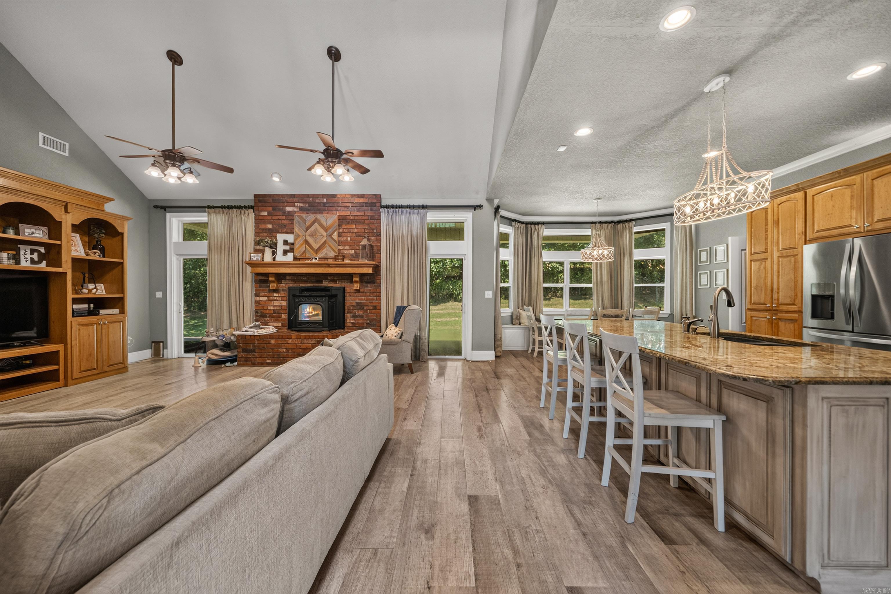 Metes & Bounds - Residential
