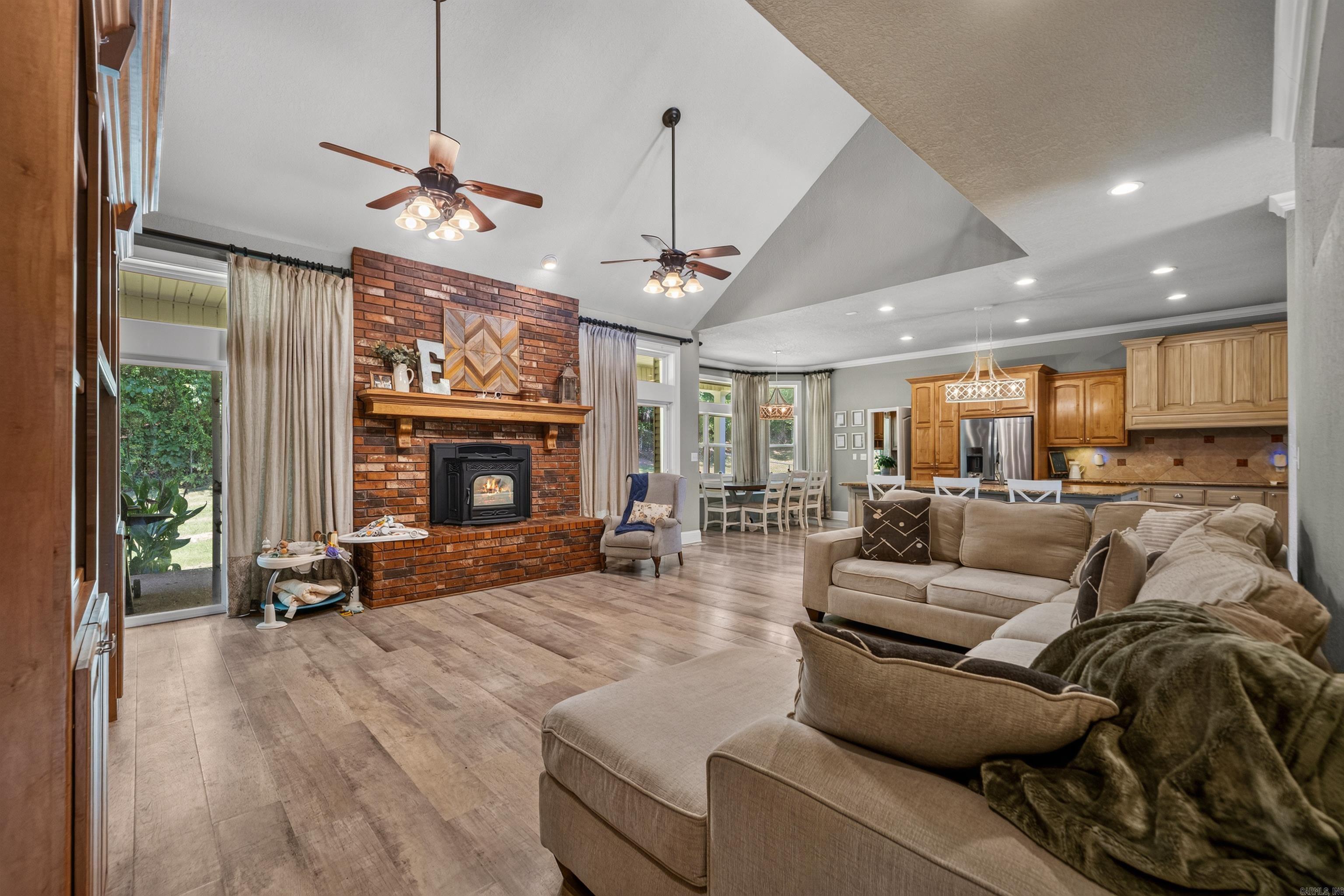 Metes & Bounds - Residential